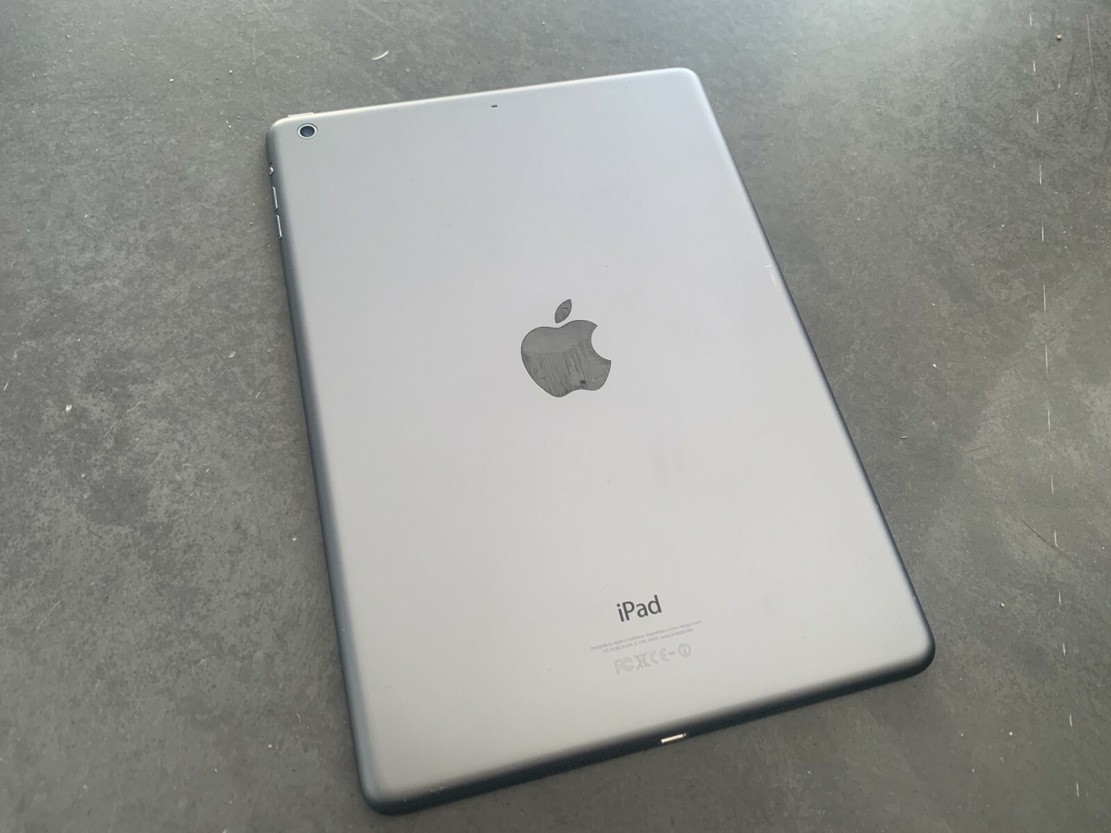 Apple iPad Air 16GB WiFi space grey MD785LL/A Apple iPad Air 16GB WiFi space grey MD785LL/A