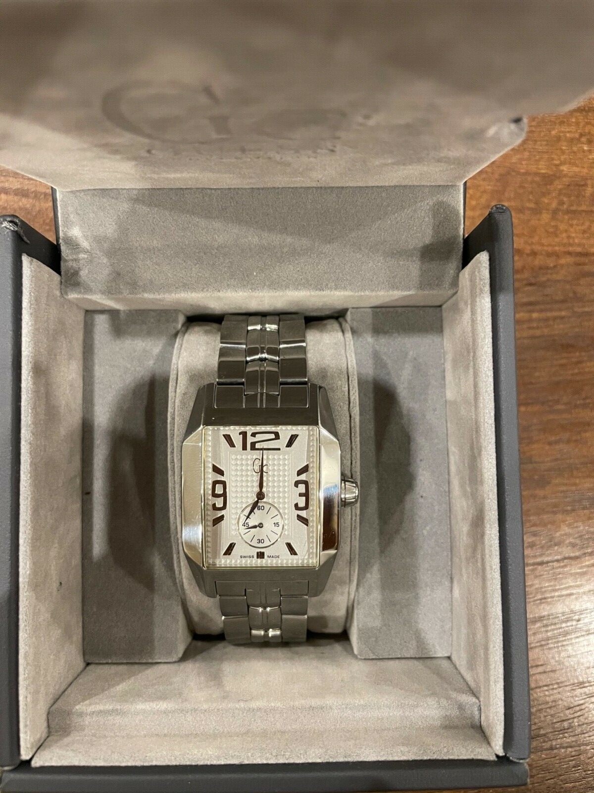 montre homme GUESS COLLECTION  Gc