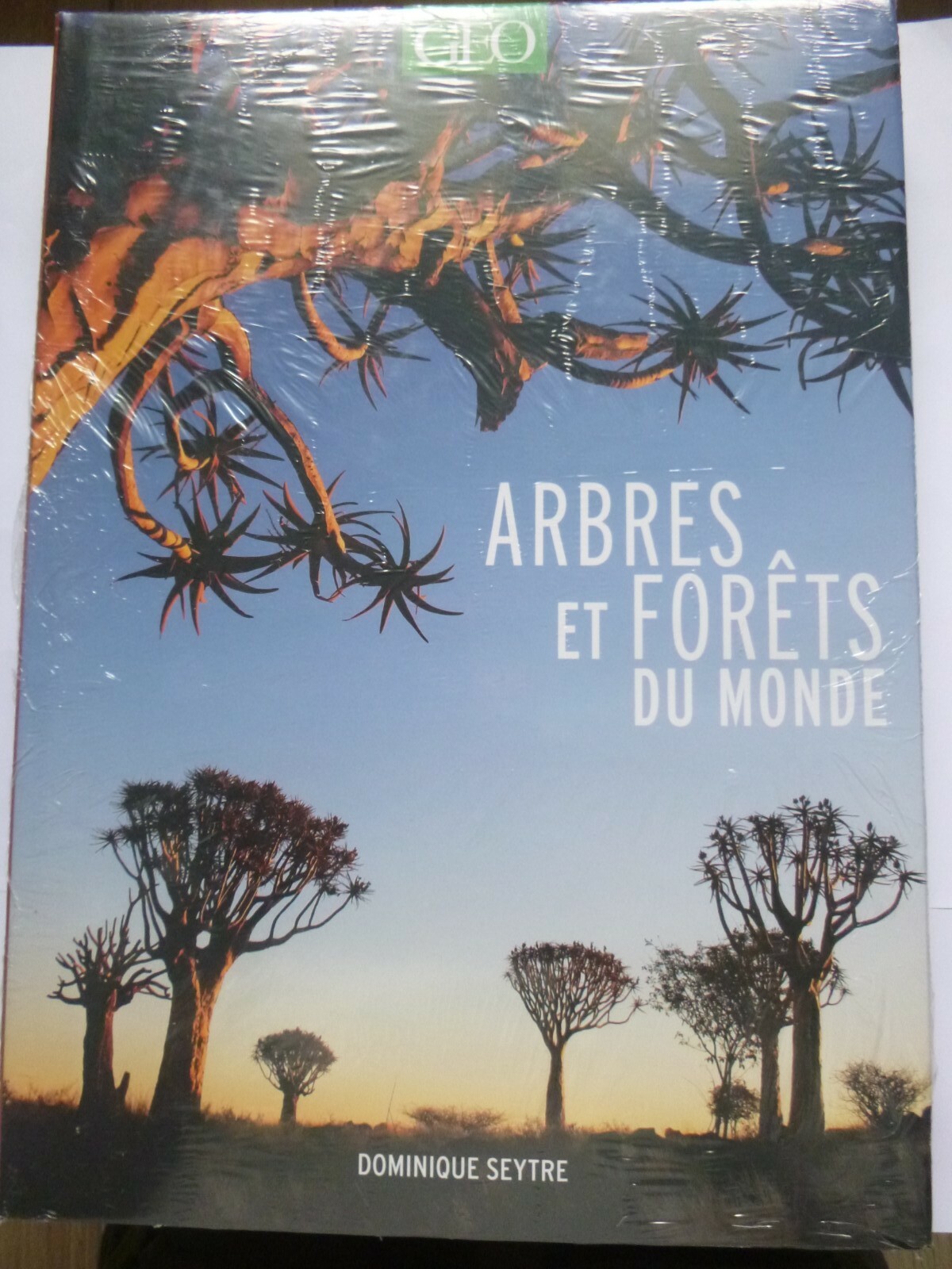 livre ARBRES ET FORETS DU MONDE de DOMINIQUE SEYTRE, neuf, sous blister livre ARBRES ET FORETS DU MONDE de DOMINIQUE SEYTRE, neuf, sous blister