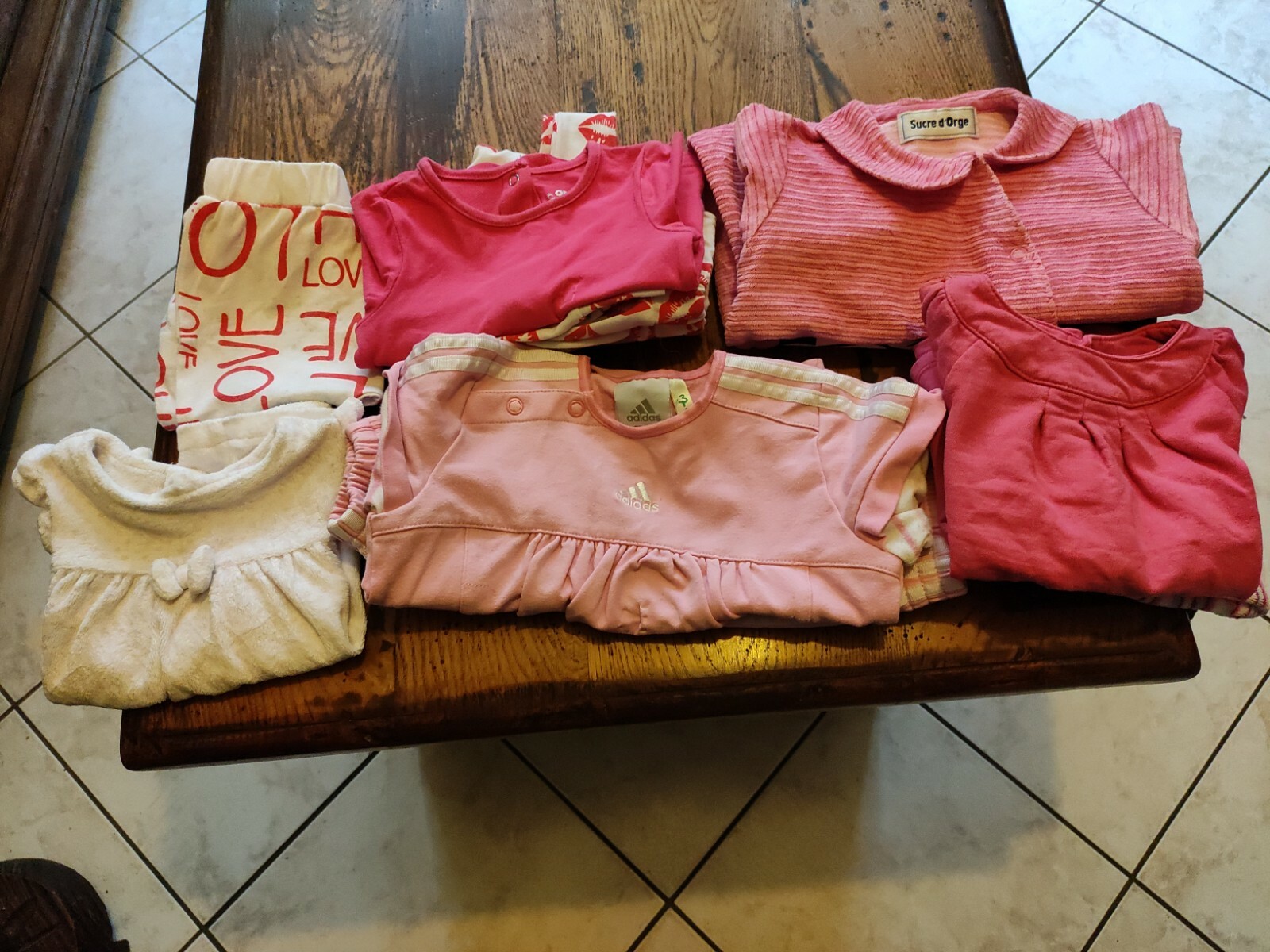 Lot de 10 Vêtements bébé fille 3 mois Lot de 10 Vêtements bébé fille 3 mois
