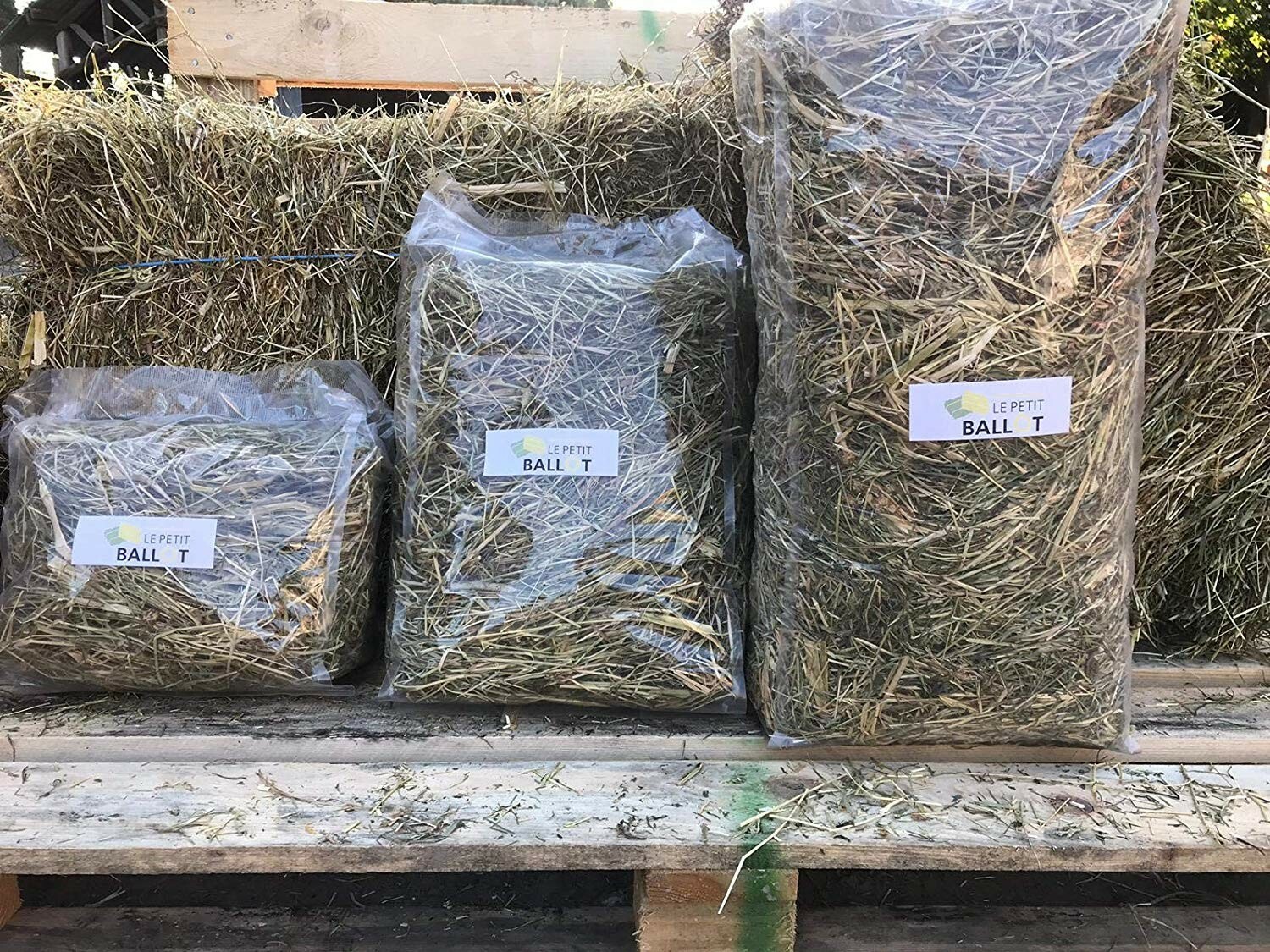 Foin Natura 2000 spécial Petits Animaux (1kg) Foin Natura 2000 spécial Petits Animaux (1kg)