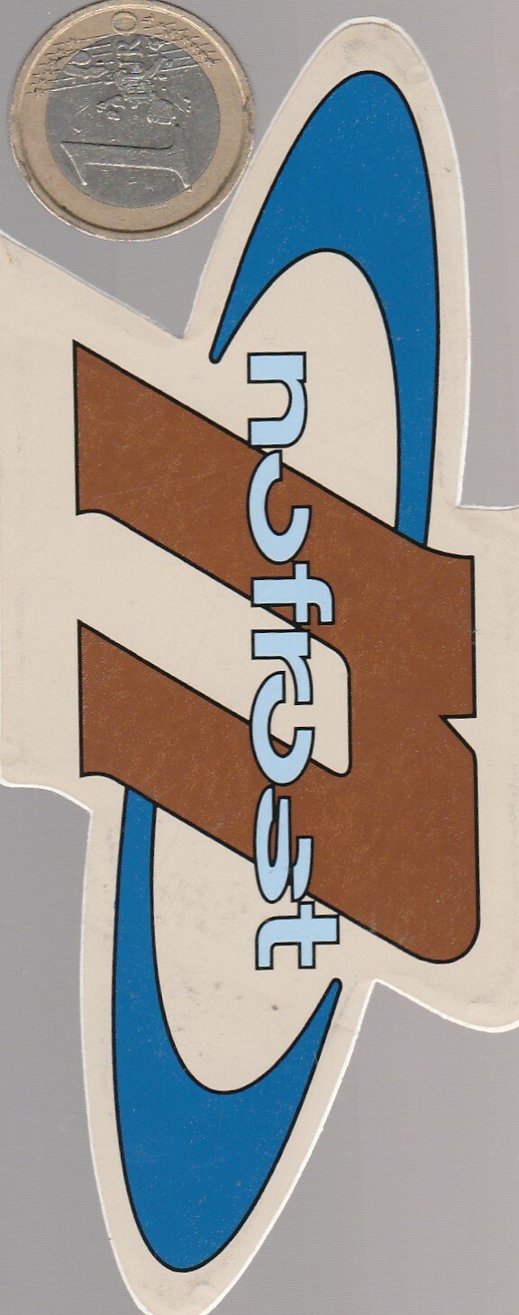 AUTOCOLLANTS .  NOFROST