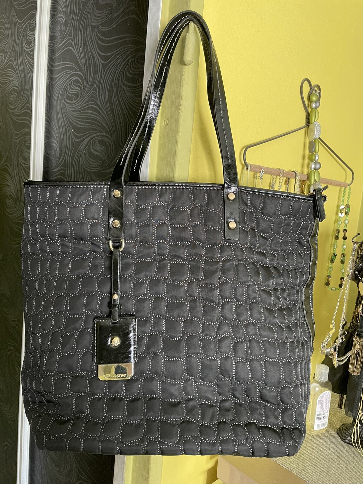 2 Sacs Cabas, Noir Et Gris 2 Sacs Cabas, Noir Et Gris