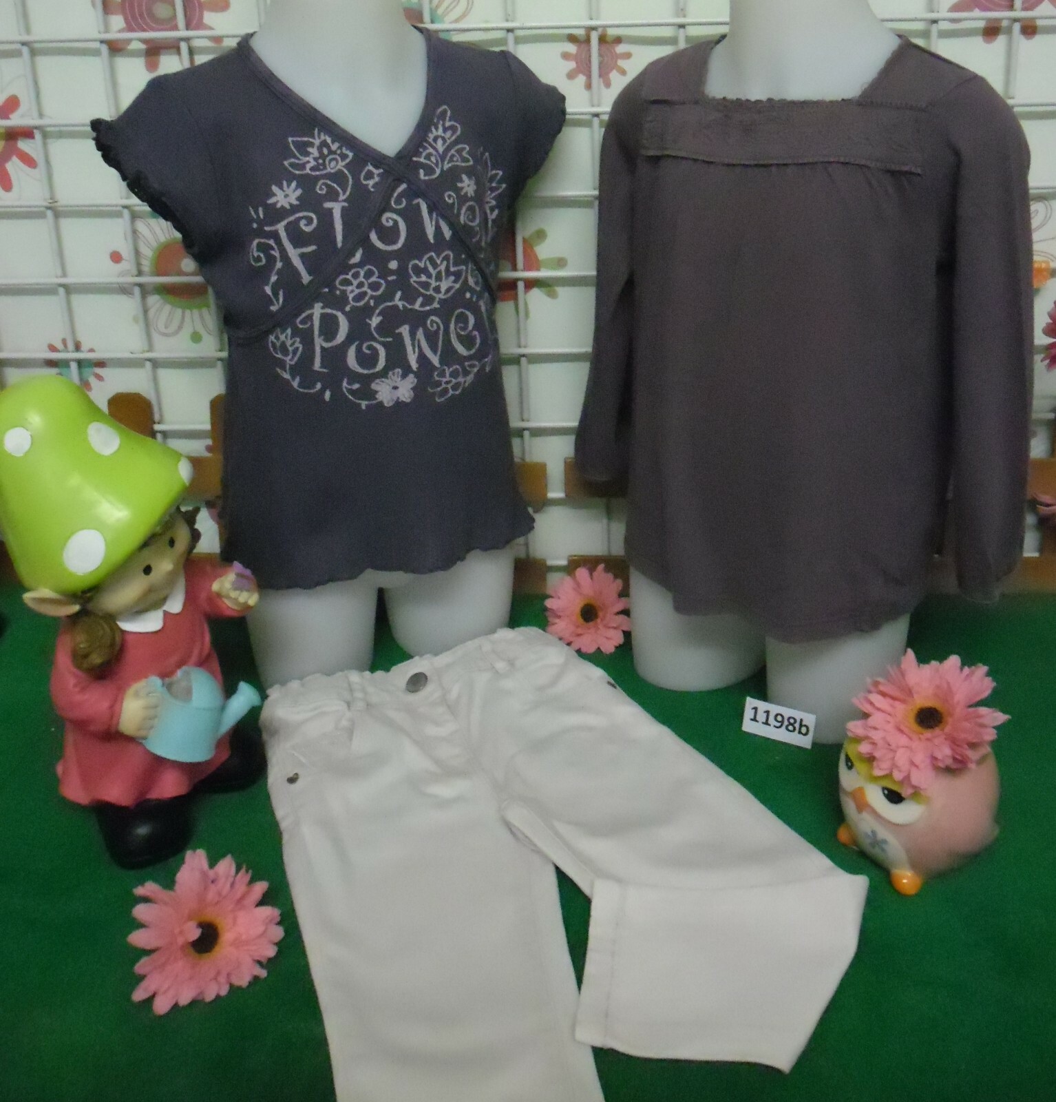 vêtements fille 2 ans,pantalon,tee-shirt BENETTON,tunique vêtements fille 2 ans,pantalon,tee-shirt BENETTON,tunique