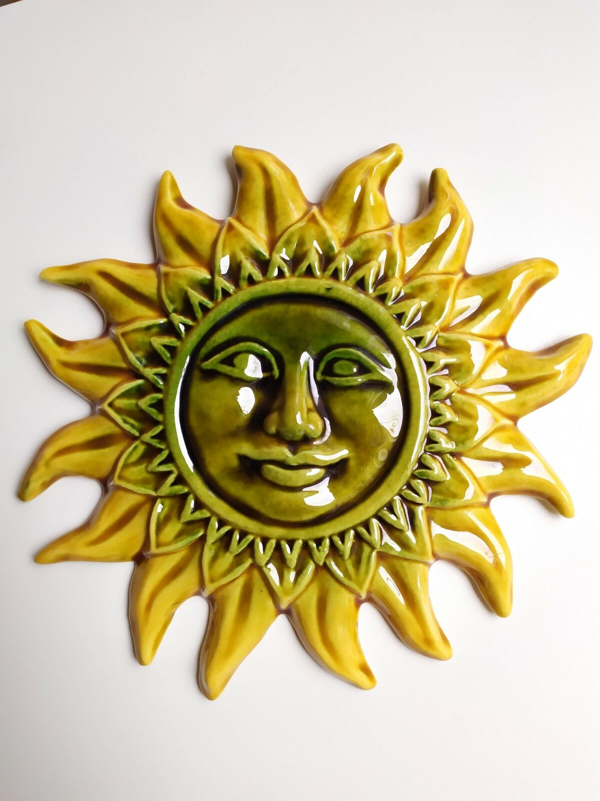 Soleil MM, décoration murale, céramique émaillée, décoration intérieur/extérieur Soleil MM, décoration murale, céramique émaillée, décoration intérieur/extérieur
