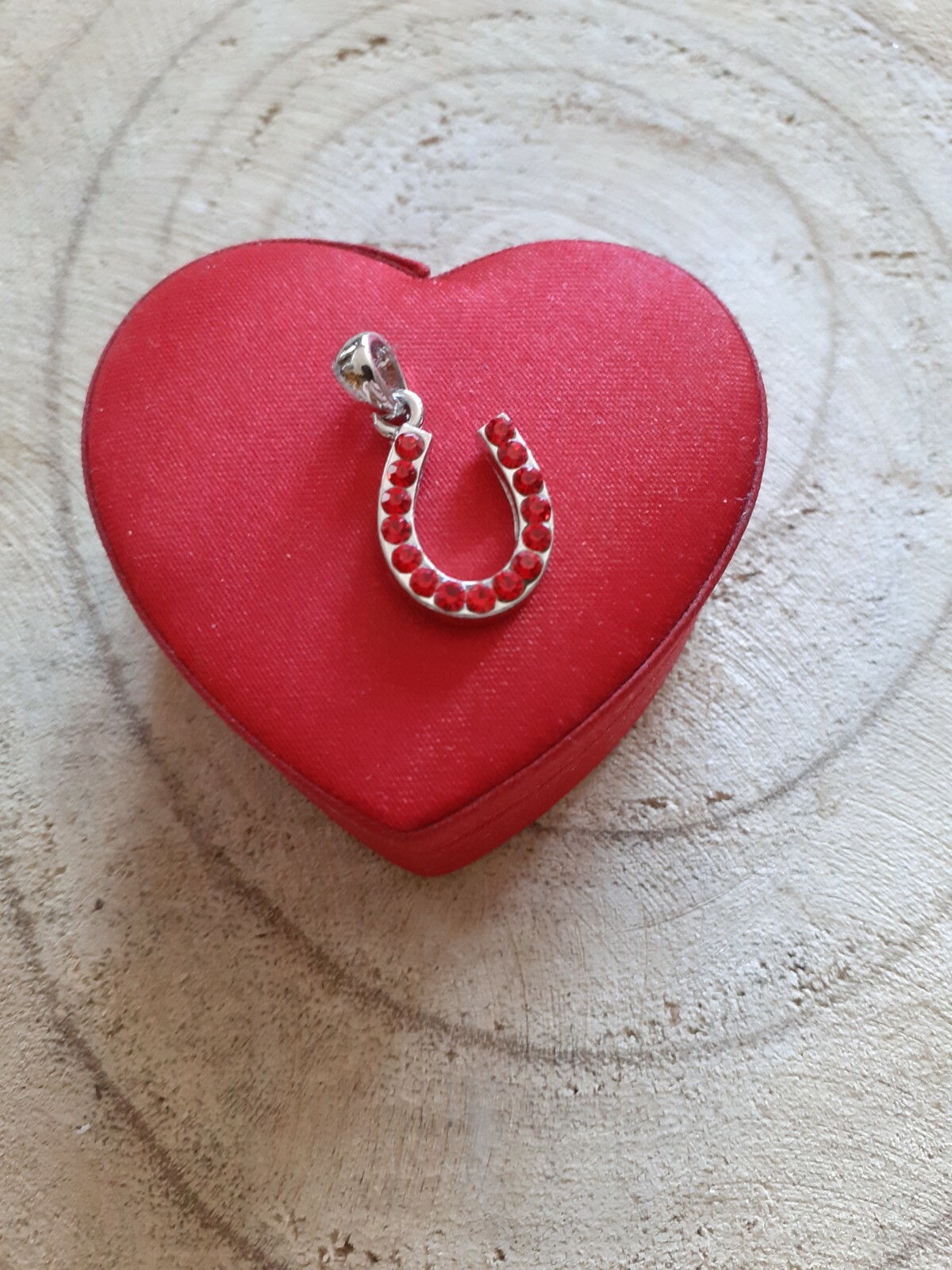 Bijoux Fer À Cheval Rouge Cristaux