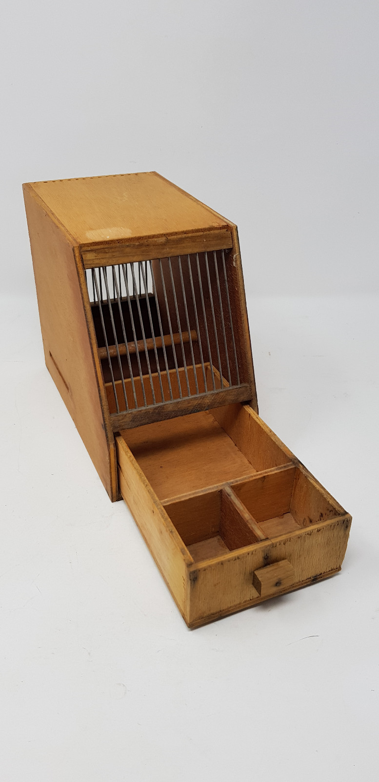 ANCIENNE PETITE CAGE A OISEAU POUR TRANSPORT ANCIENNE PETITE CAGE A OISEAU POUR TRANSPORT