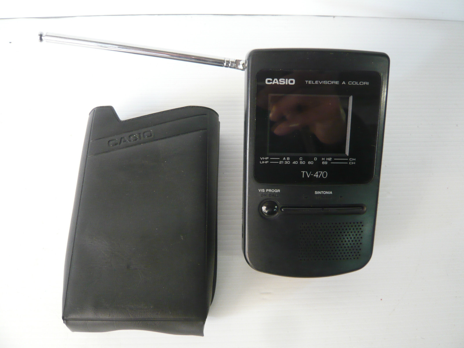 casio tv-470 tv portatile con custodia