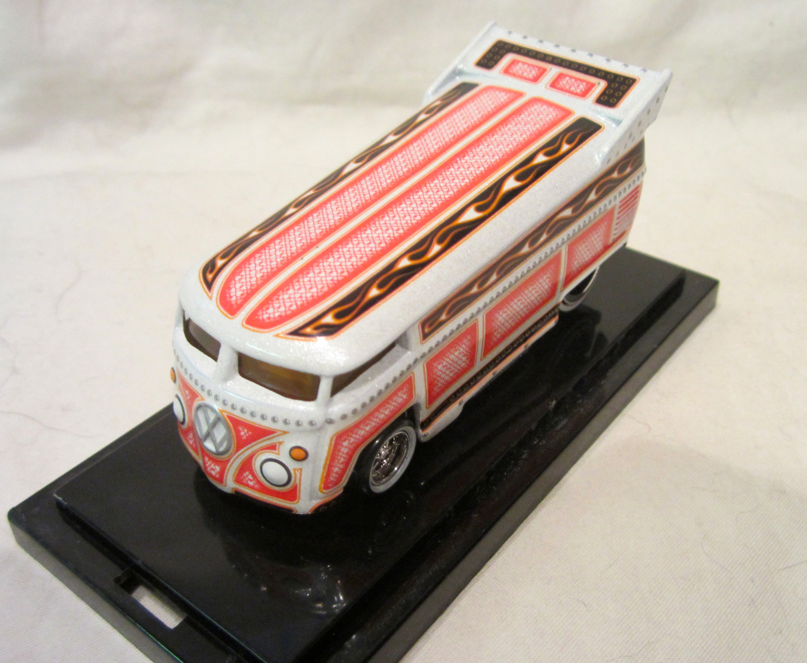 Hot Wheels Liberté Promotions 2012 Supercon Chaud Streak VW Drag Bus # 256/1000 Hot Wheels Liberté Promotions 2012 Supercon Chaud Streak VW Drag Bus # 256/1000