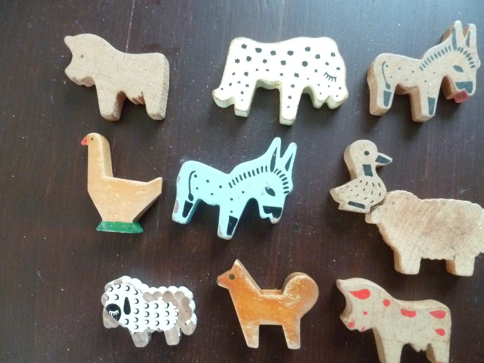 PETITS ANIMAUX EN BOIS DE LA FERME 10 PIECES