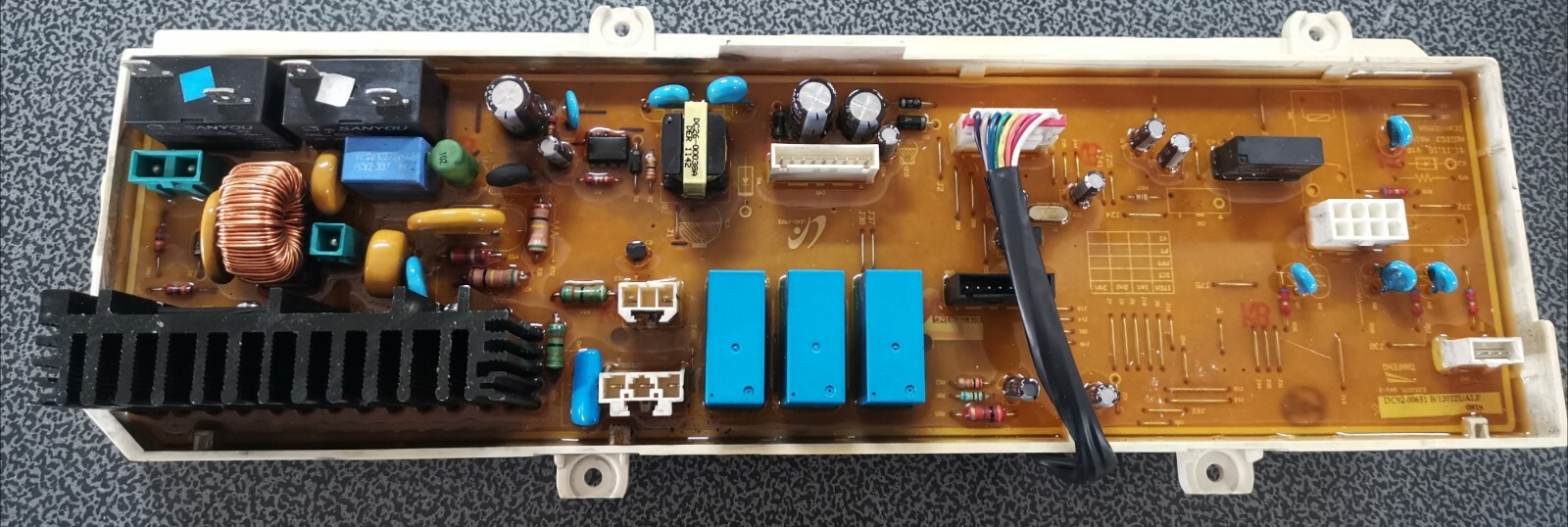 Samsung Main PCB DC92-00651B pour machine à laver WF1704WSV2 Samsung Main PCB DC92-00651B pour machine à laver WF1704WSV2