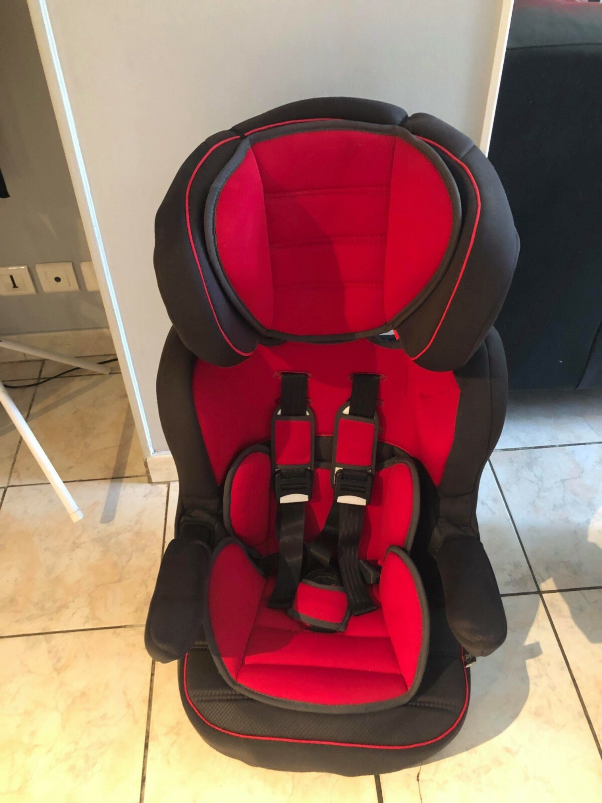 siège auto Tex rouge, avec carton d’emballage , neuf, jamais utilisé siège auto Tex rouge, avec carton d’emballage , neuf, jamais utilisé