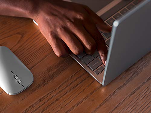 Microsoft Surface Laptop Go (Windows 10, écran tactile 12,45″, Intel Core i5, 4 Go RAM, 64 Go eMMC, clavier AZERTY français) – Platine – L’ordinateur portable Surface le plus léger