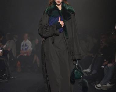 Burberry Turns the Web page With Daniel Lee’s Debut Assortment Burberry Turns the Web page With Daniel Lee’s Debut Assortment