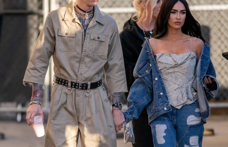Megan Fox Has Taken Her Engagement Ring Off Amid MGK Breakup Rumors Megan Fox Has Taken Her Engagement Ring Off Amid MGK Breakup Rumors