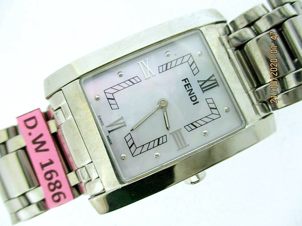 FENDI MOTHER OF PEARL DIAL TONNEAU CASE SS QUARTZ LADIES EU SHIP SERVICED WATCH FENDI MOTHER OF PEARL DIAL TONNEAU CASE SS QUARTZ LADIES EU SHIP SERVICED WATCH
