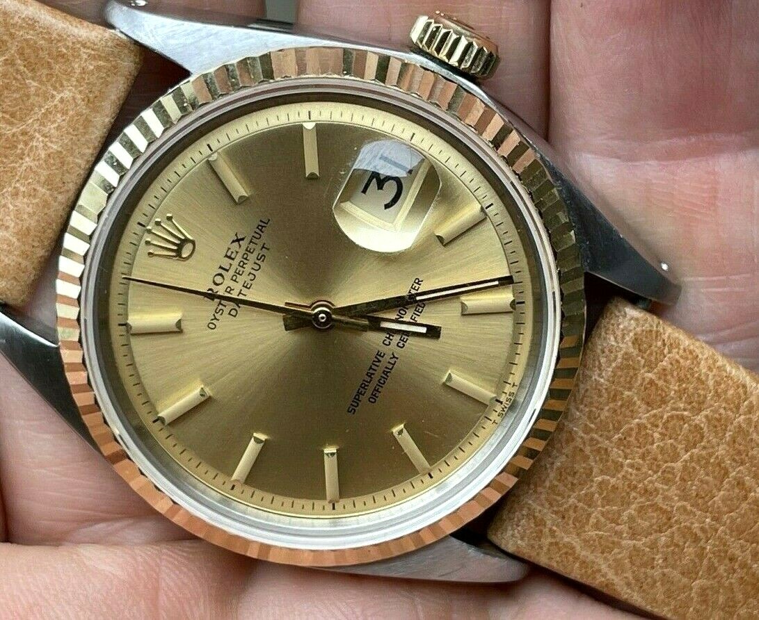 1971 Rolex Oyster Perpetual 1601 Datejust 36mm Two Tone Original Dial 1570 RUNS 1971 Rolex Oyster Perpetual 1601 Datejust 36mm Two Tone Original Dial 1570 RUNS