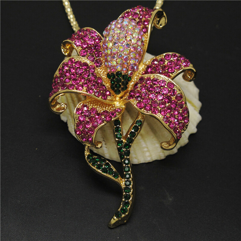 New Jewelry Fashion Rose Rhinestone Bling Flower Crystal Pendant Women Necklace New Jewelry Fashion Rose Rhinestone Bling Flower Crystal Pendant Women Necklace