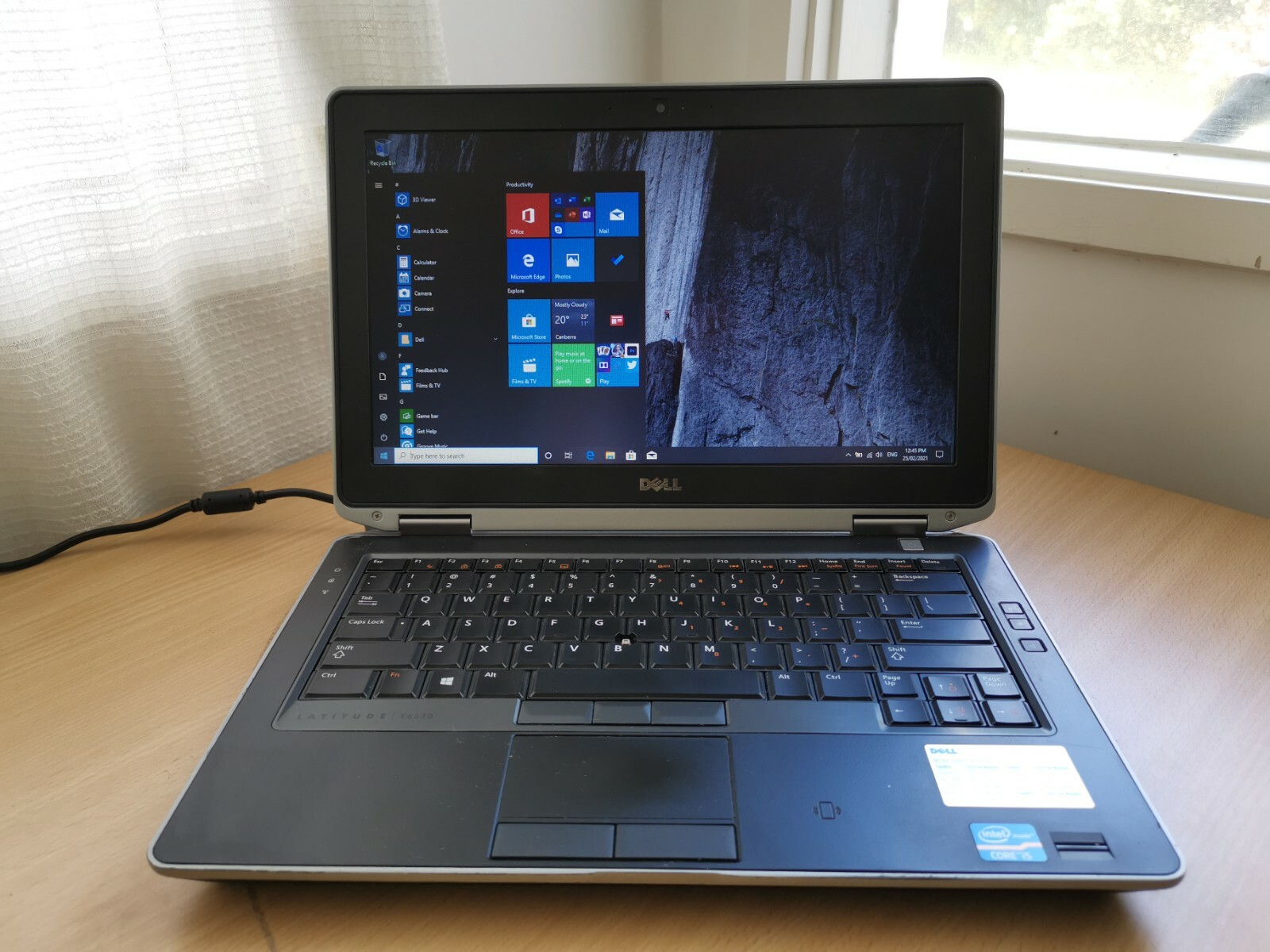 Dell Latitude E6330 13.3″ Laptop/Notebook i5-3340m @2.7Ghz 4GB 320GB HDD Win10P Dell Latitude E6330 13.3″ Laptop/Notebook i5-3340m @2.7Ghz 4GB 320GB HDD Win10P