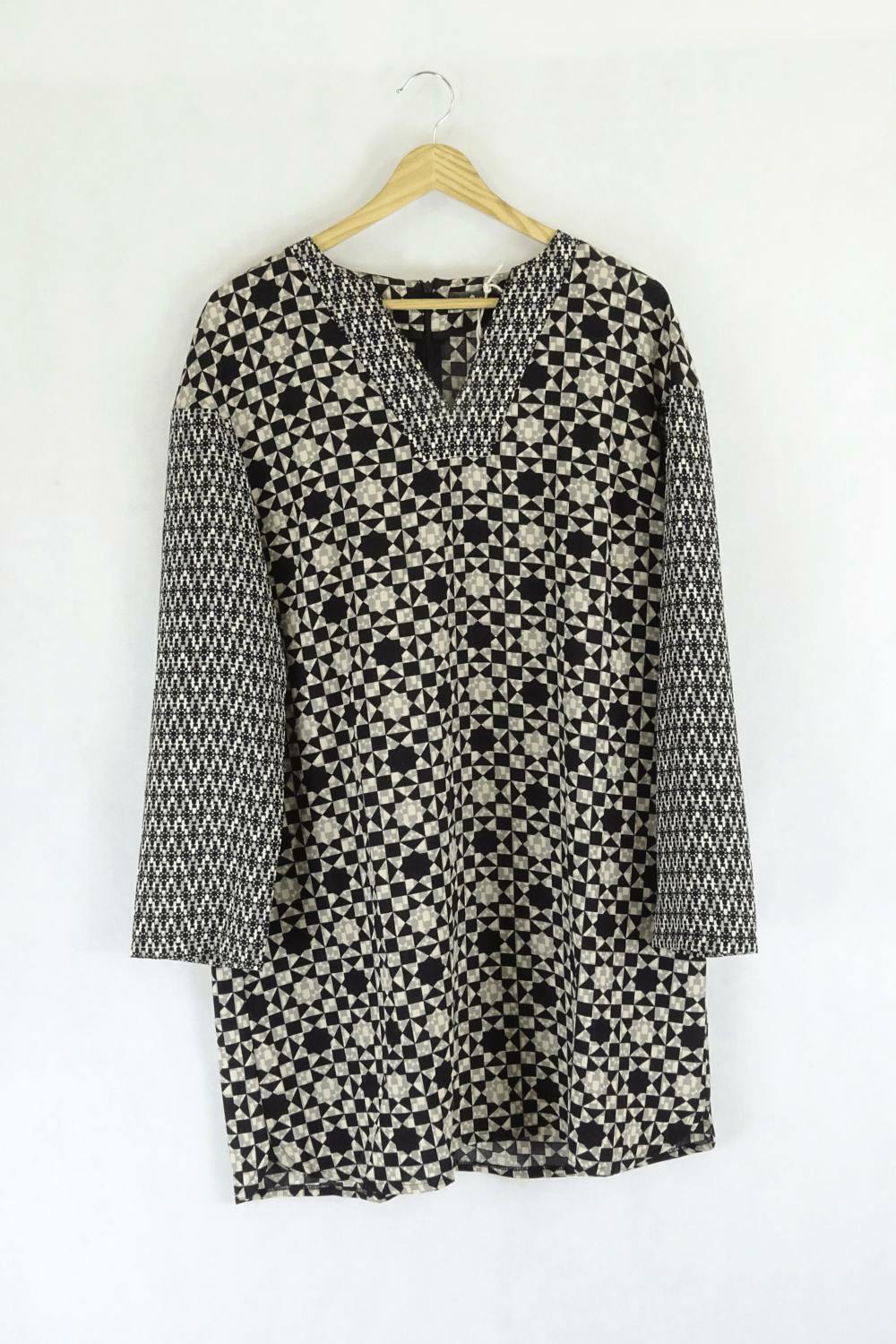 Surkana Pattern Dress L by Reluv Clothing Surkana Pattern Dress L by Reluv Clothing