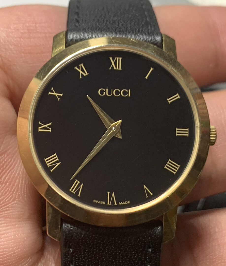 Gucci 2200M Quartz 32mm Watch Gucci 2200M Quartz 32mm Watch