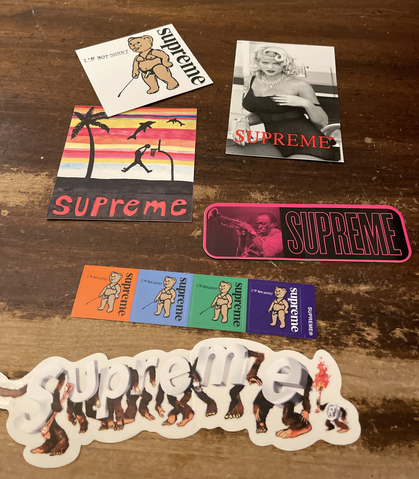 SUPREME/ SS21 WEEK 8 (6 STICKERS) (IN HAND) 100% AUTHENTIC ( BRAND NEW) SUPREME/ SS21 WEEK 8 (6 STICKERS) (IN HAND) 100% AUTHENTIC ( BRAND NEW)