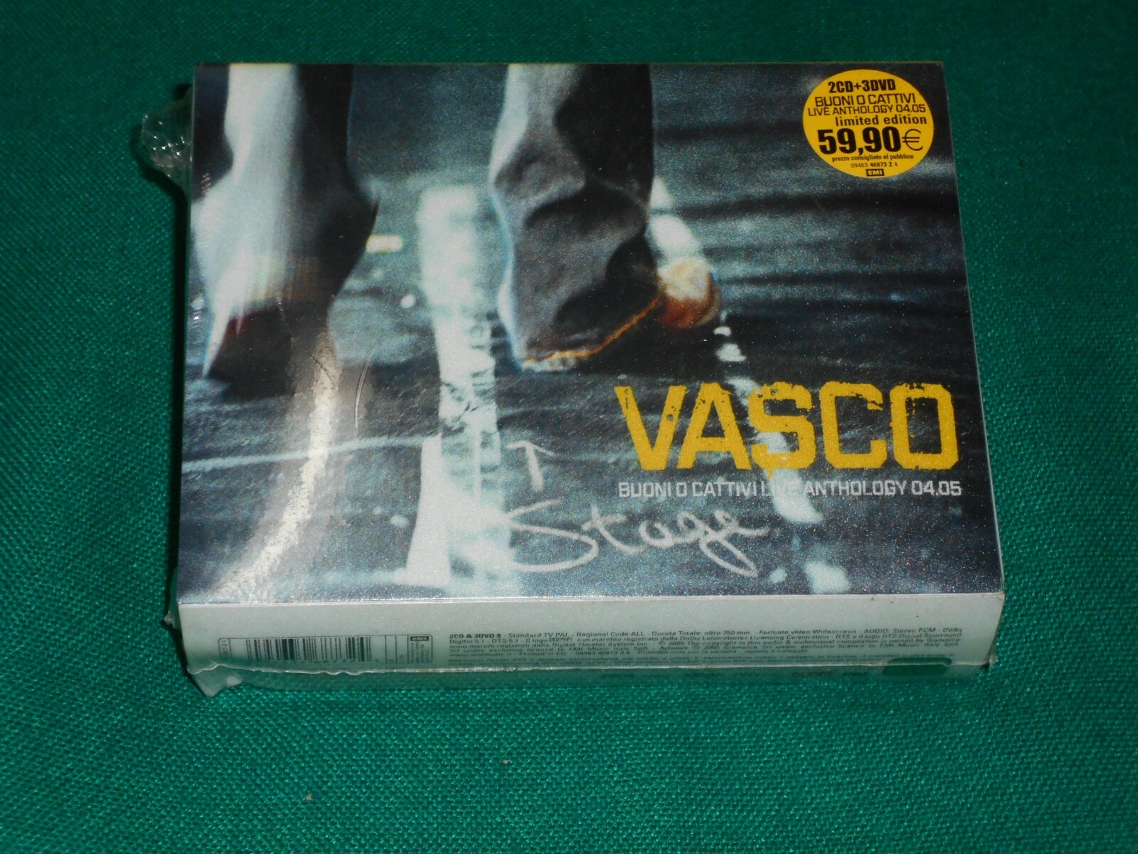 Vasco Rossi – Vouchers Or Villains Live Anthology 04.05 Box Set, Album, Limited Vasco Rossi – Vouchers Or Villains Live Anthology 04.05 Box Set, Album, Limited