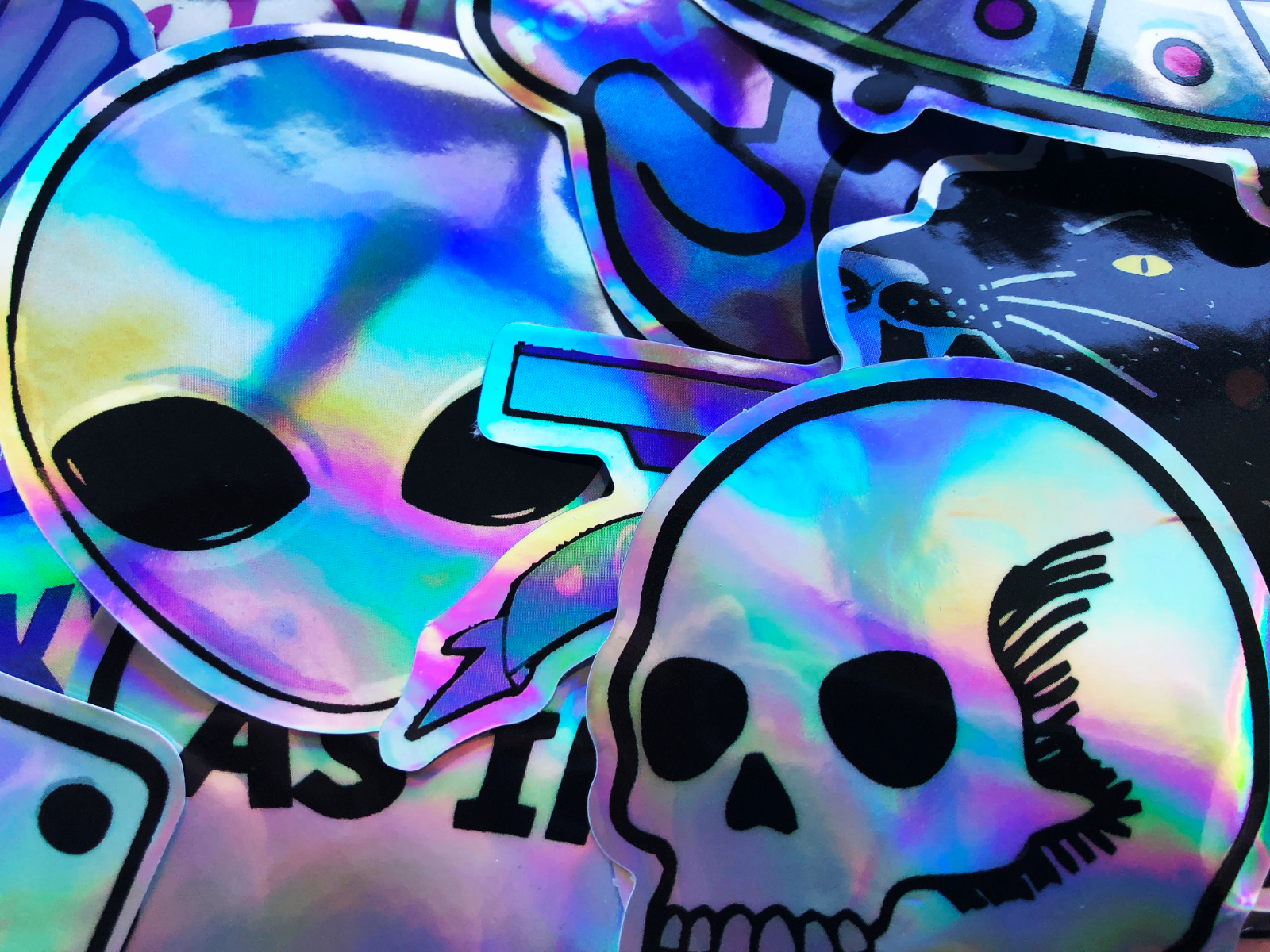 20 Metallic Shine Reflective Foil Stickers Skull Alien Phone Decals #CT2 20 Metallic Shine Reflective Foil Stickers Skull Alien Phone Decals #CT2
