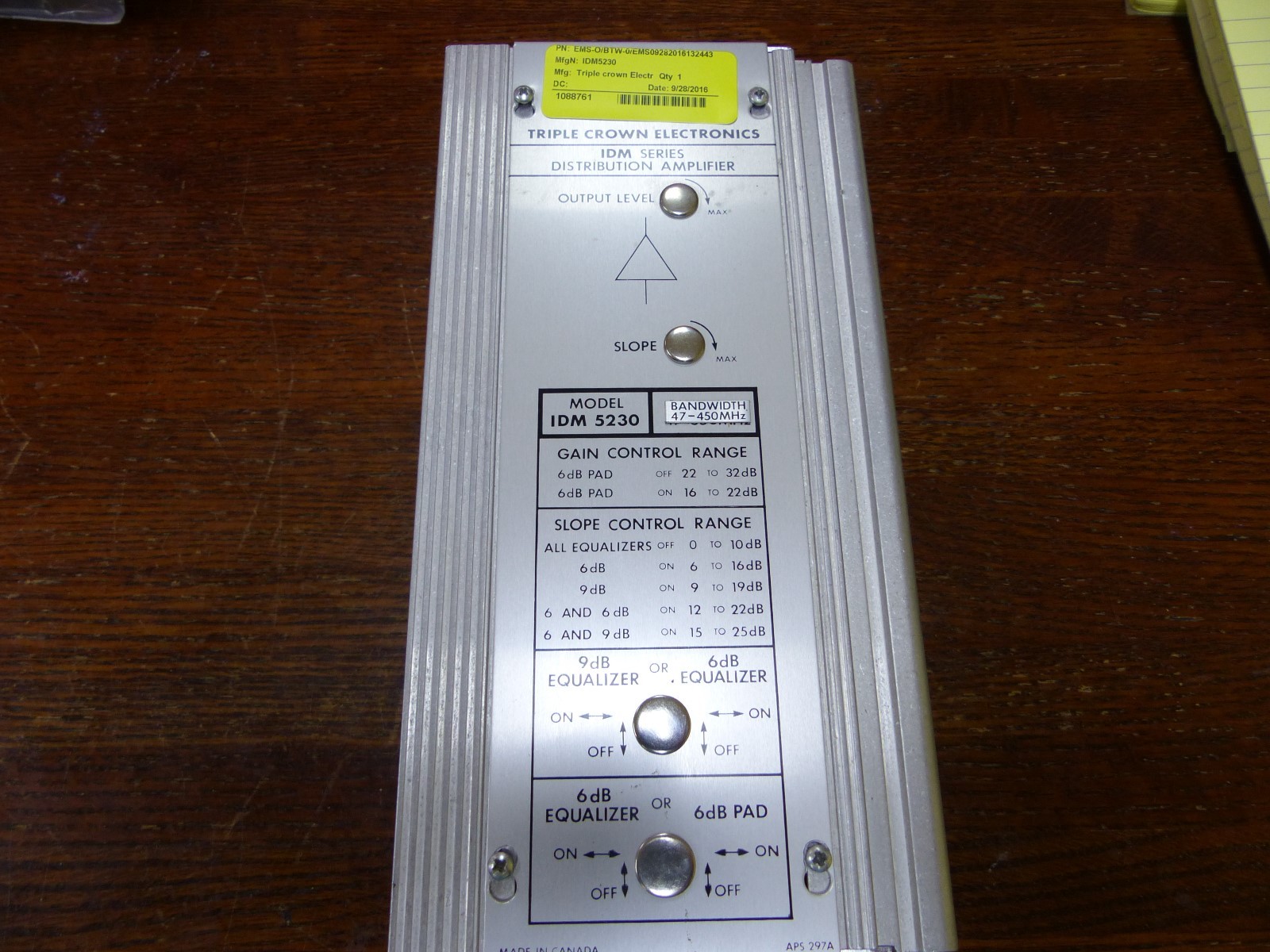 Triple Crown Electronics IDM5230 DIstribution Amplifier 47-450MHz Bandwidth U Triple Crown Electronics IDM5230 DIstribution Amplifier 47-450MHz Bandwidth U