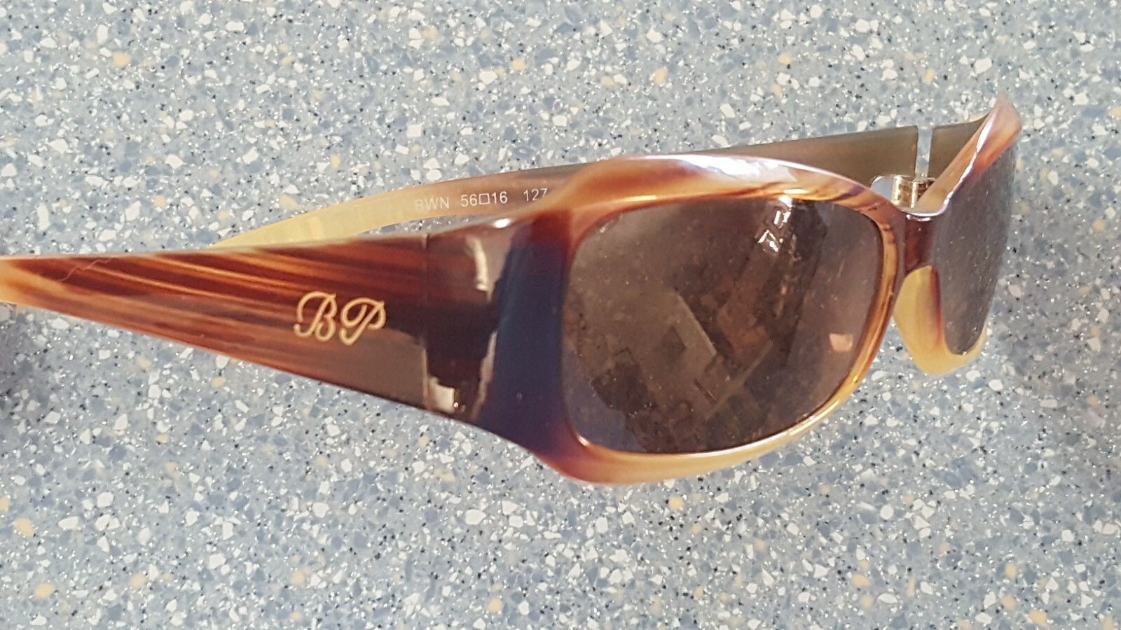 Baby phat Striped Brown Fade Wrap Fashion Sunglasses Baby phat Striped Brown Fade Wrap Fashion Sunglasses