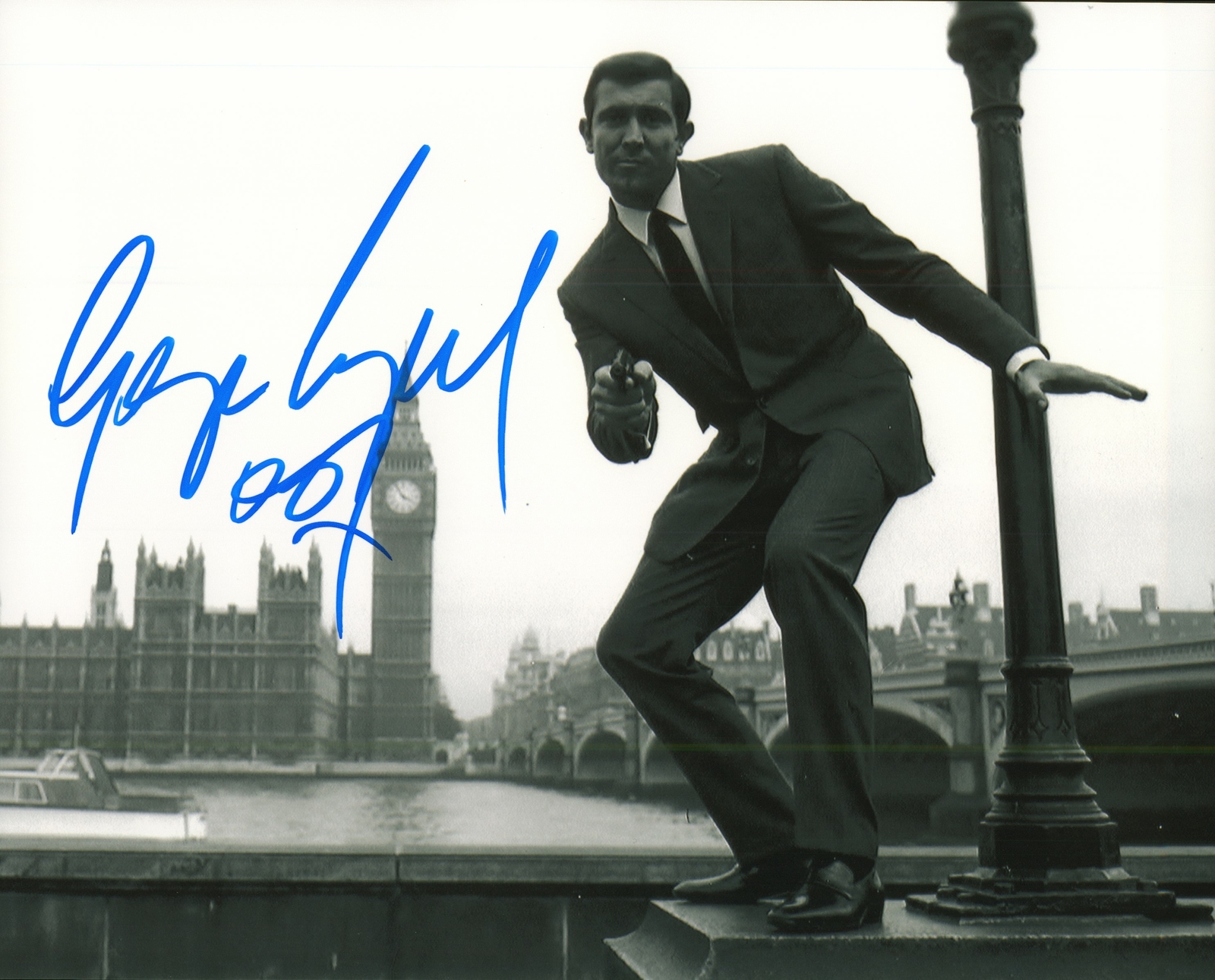 George Lazenby Signed Photo COA Actor James Bond On Her Majesty’s Secret Service George Lazenby Signed Photo COA Actor James Bond On Her Majesty’s Secret Service