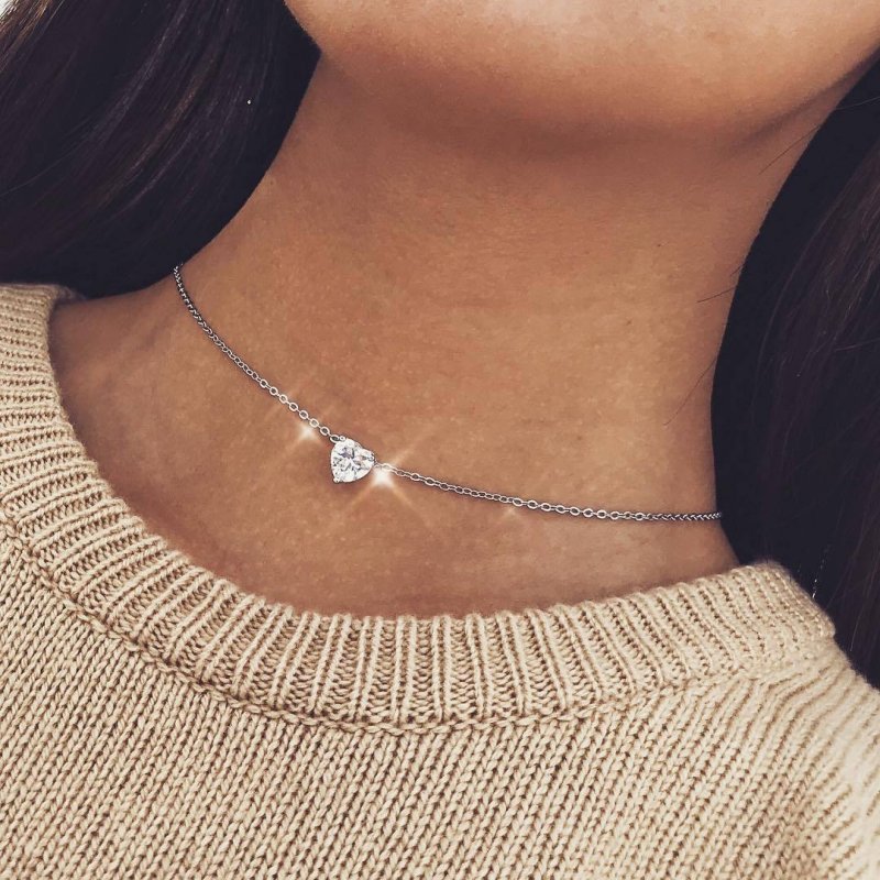 Fashion Crystal Heart Necklace Pendant Women Short Silver Chain Pendant Chocker Fashion Crystal Heart Necklace Pendant Women Short Silver Chain Pendant Chocker
