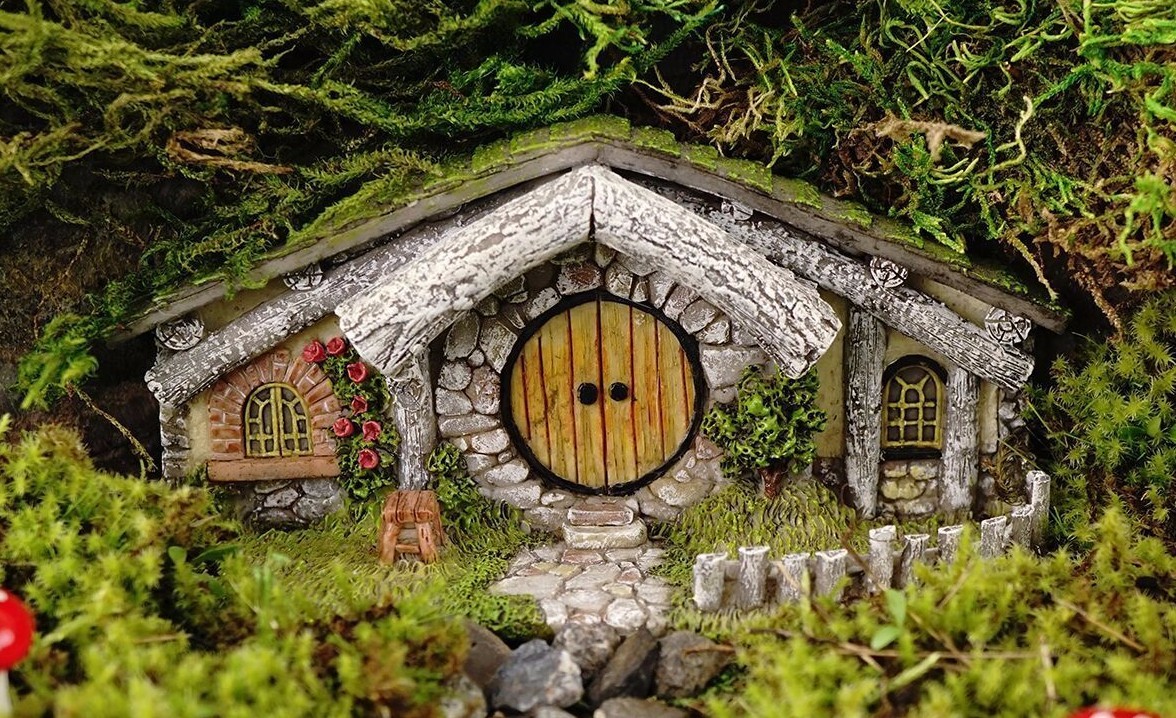 Oak Alley Hidden Home TO 4538 Miniature Fairy Garden Shire Hobbit Oak Alley Hidden Home TO 4538 Miniature Fairy Garden Shire Hobbit