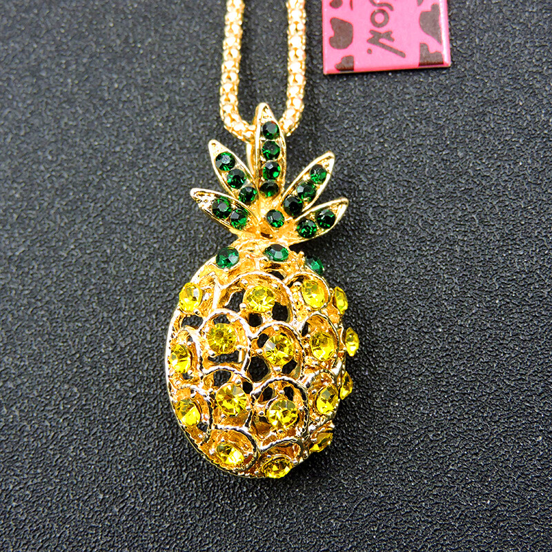 Betsey Johnson Alloy Crystal Yellow Pineapple Pendant Chain Necklace Brooch Betsey Johnson Alloy Crystal Yellow Pineapple Pendant Chain Necklace Brooch