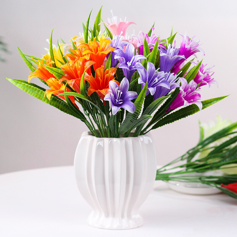 7 Head Artificial Lily Bouquet Silk Fake Flowers Wedding Party Home Decoration 7 Head Artificial Lily Bouquet Silk Fake Flowers Wedding Party Home Decoration