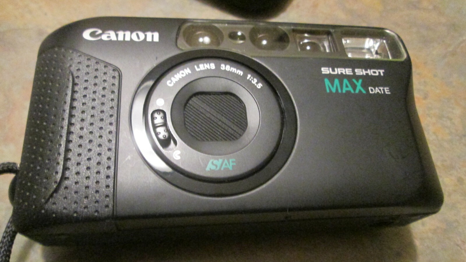 Canon Sure Shot MAX Date 35mm Film Point and Shoot Camera w/38mm 1:3.5 Canon Sure Shot MAX Date 35mm Film Point and Shoot Camera w/38mm 1:3.5
