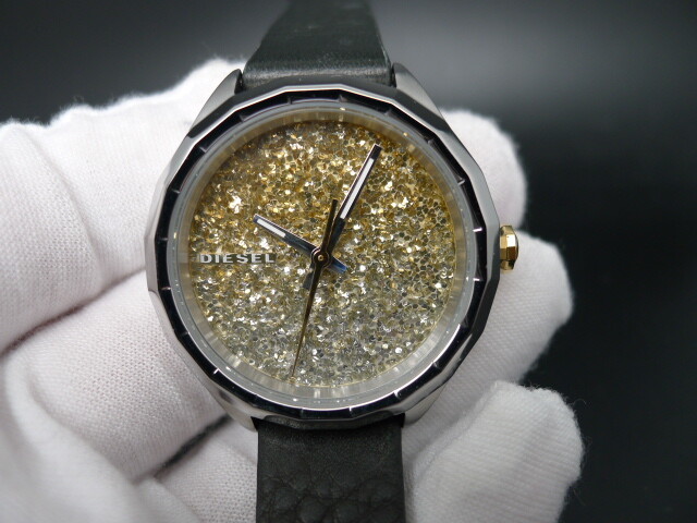 NEW OLD STOCK DIESEL KWEEN B DZ5553 LEATHER STRAP QUARTZ WOMEN WATCH NEW OLD STOCK DIESEL KWEEN B DZ5553 LEATHER STRAP QUARTZ WOMEN WATCH