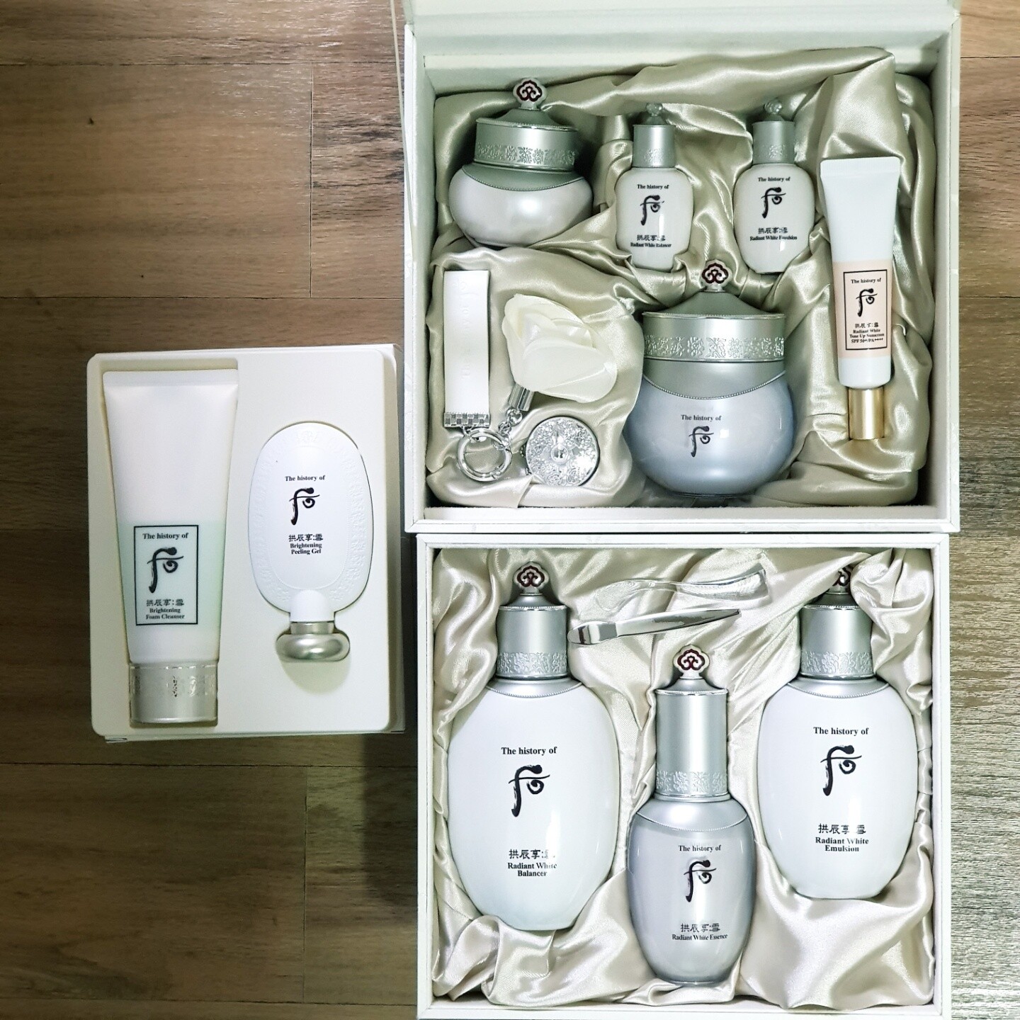 The History of Whoo Gongjinhyang Seol Royal Whitening Special Set New K-Beauty The History of Whoo Gongjinhyang Seol Royal Whitening Special Set New K-Beauty