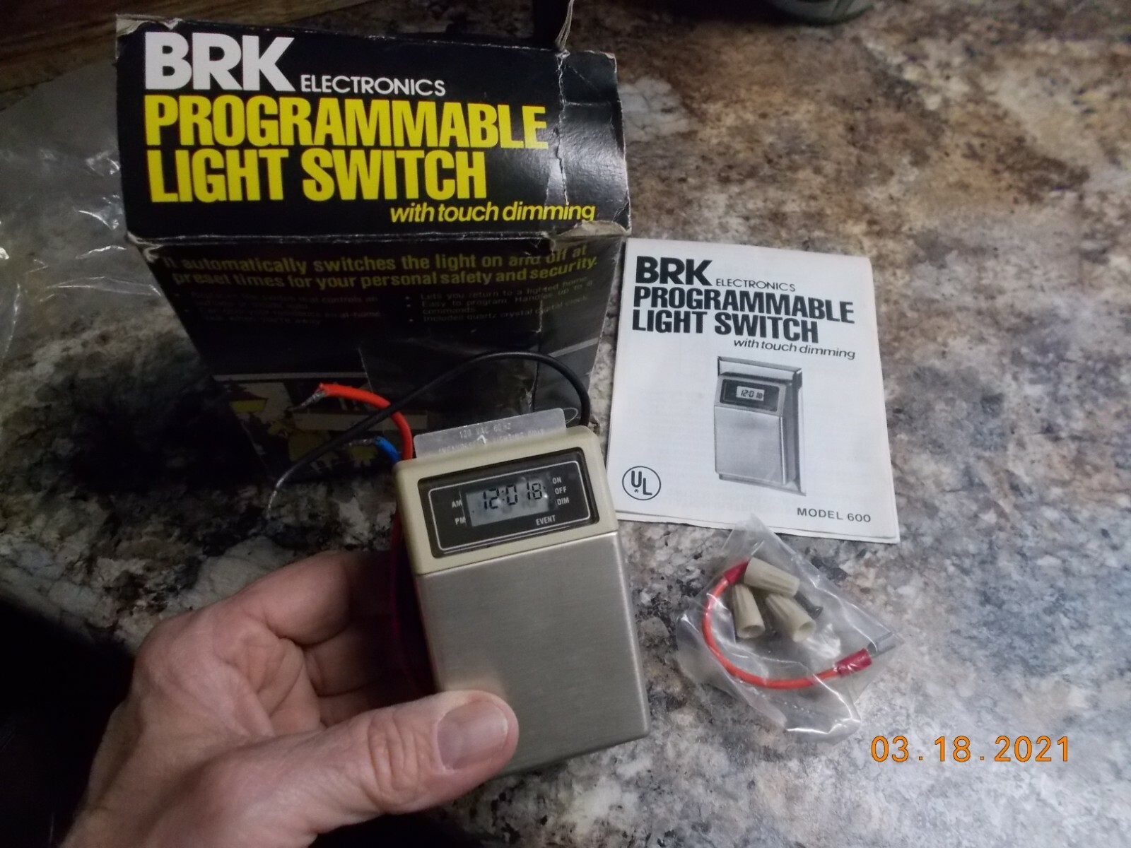 NIOB BRK Electronics Programmable Light Switch Model 600, untested NIOB BRK Electronics Programmable Light Switch Model 600, untested