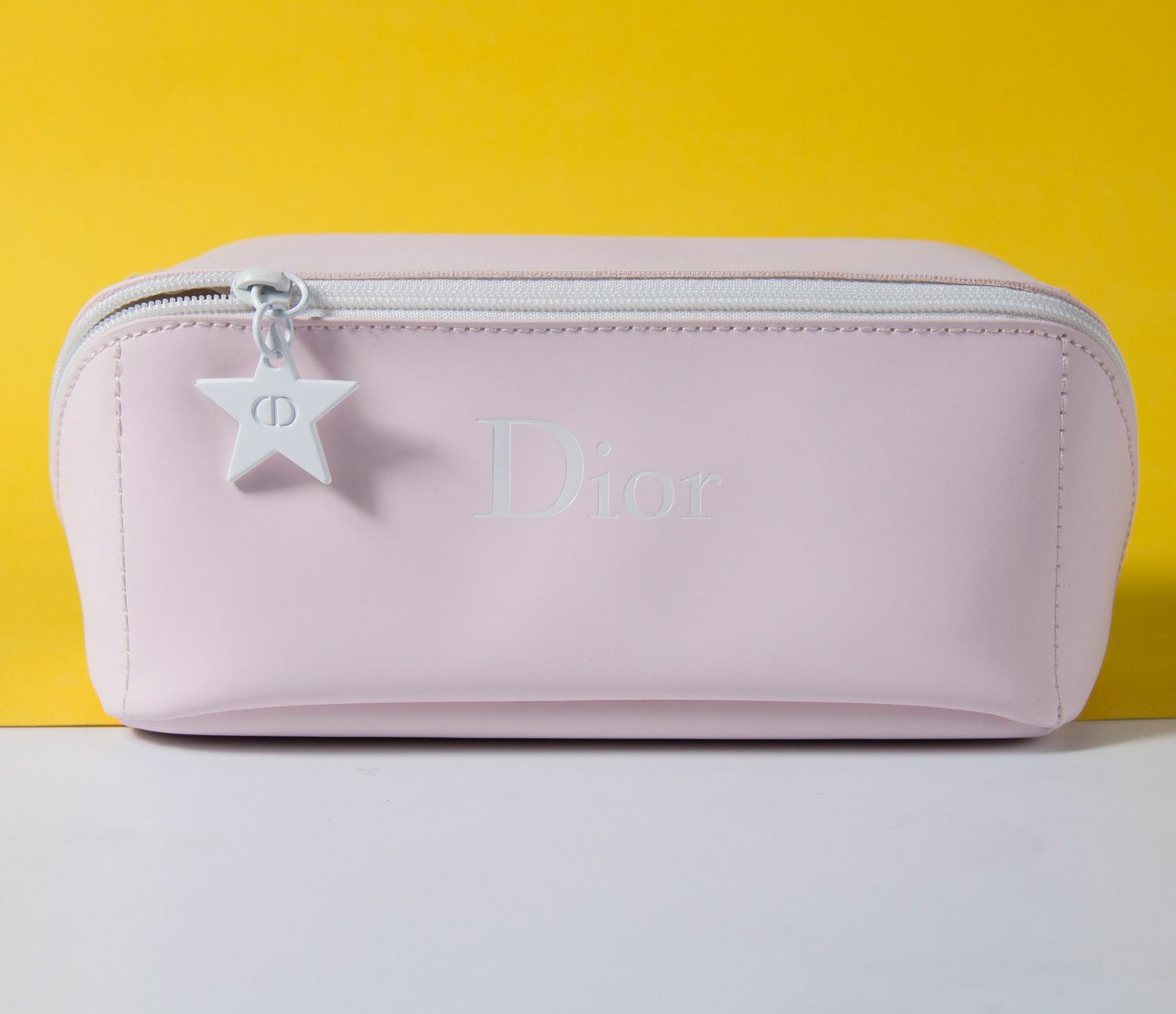 Lancome Pink Makeup Cosmetics Bag / Pouch, Large Size, Brand NEW! Lancome Pink Makeup Cosmetics Bag / Pouch, Large Size, Brand NEW!