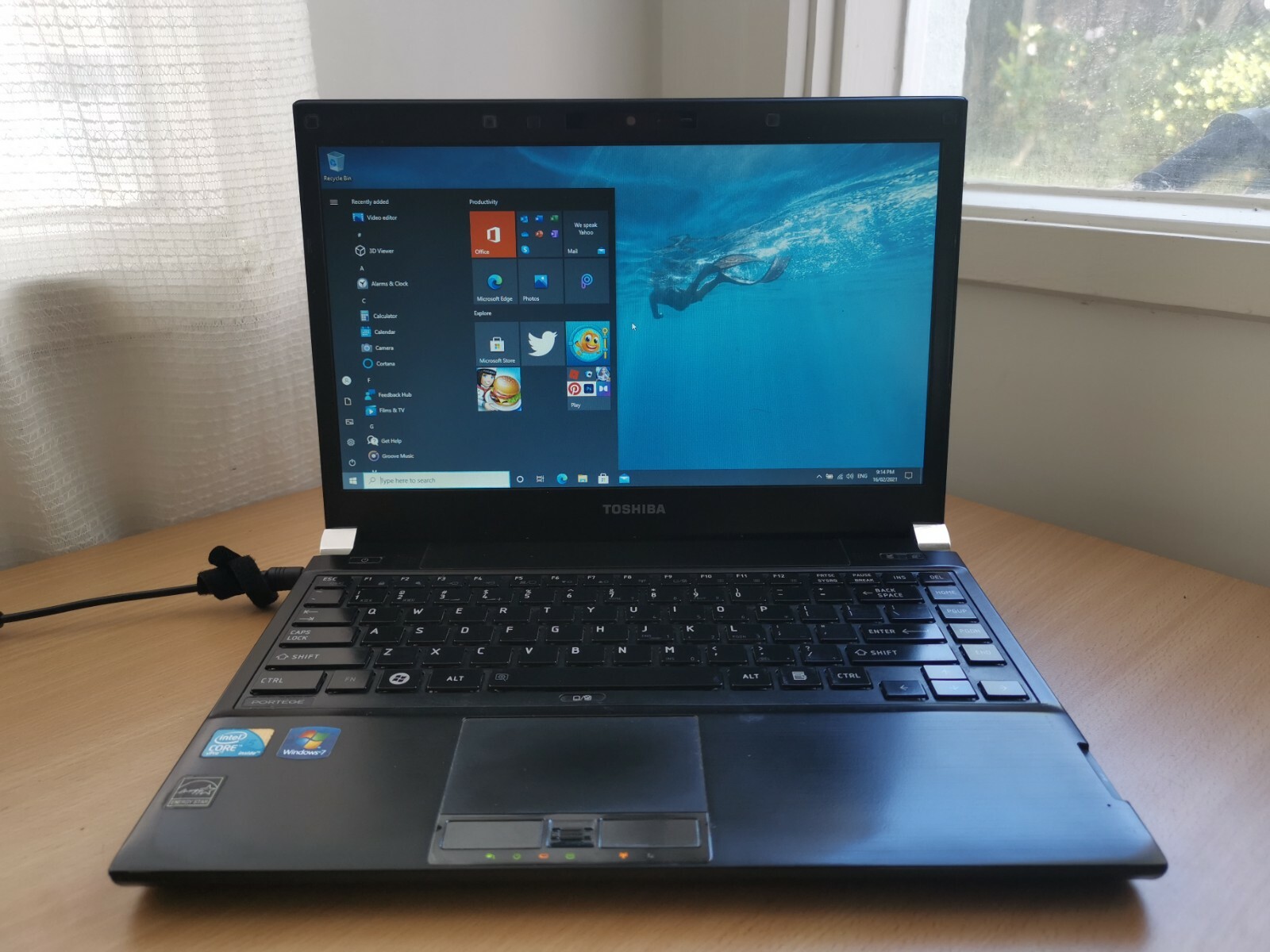 Toshiba Portege R700 13.3″ Laptop i5-M520 @2.4Ghz 4GB Ram 320GB HDD Win10P Toshiba Portege R700 13.3″ Laptop i5-M520 @2.4Ghz 4GB Ram 320GB HDD Win10P