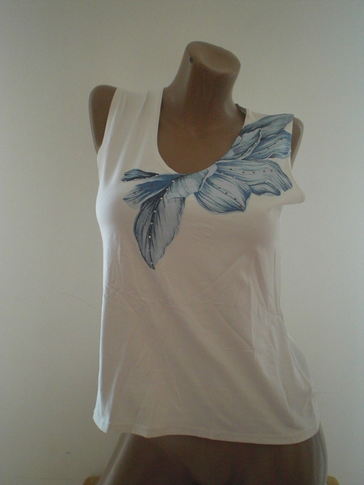 Clothing T-Shirt White Summer Woman Without Manga Size 44 New Shirt Ref 24