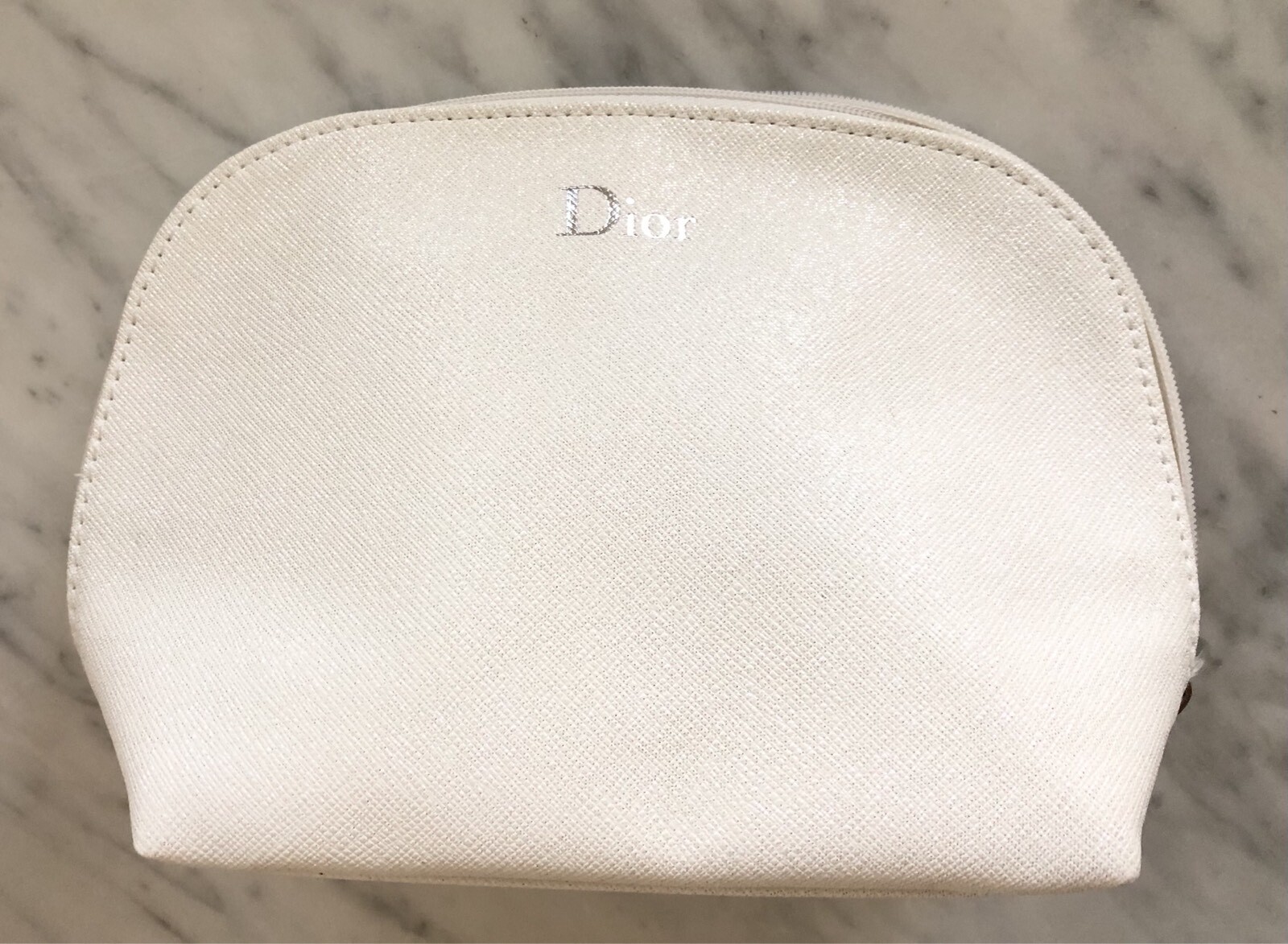 THIERRY MUGLER Parfums Gold Makeup Cosmetics Bag, Travel Toiletry Pouch, NEW! THIERRY MUGLER Parfums Gold Makeup Cosmetics Bag, Travel Toiletry Pouch, NEW!
