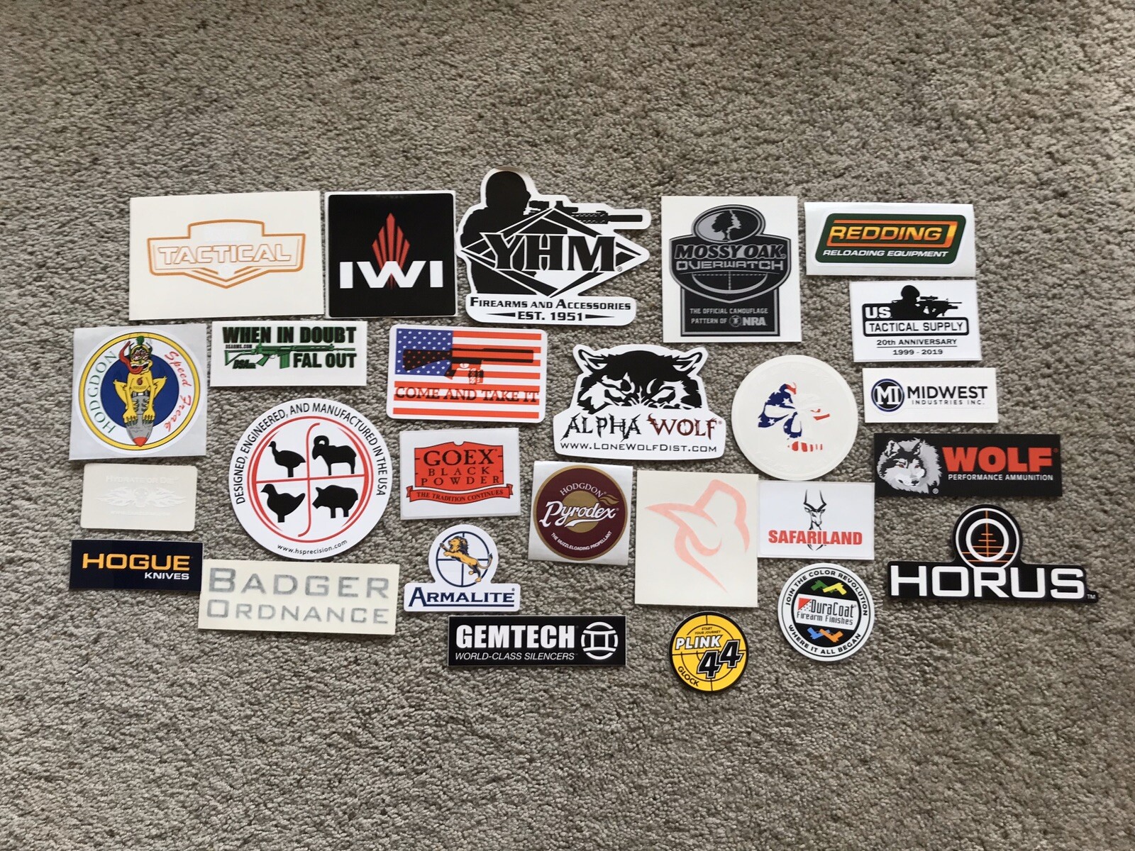 26 Hunting Gun Stickers Glock IWI Hodgdon Horus Gemtech Midwest Goex Mossy Oak 26 Hunting Gun Stickers Glock IWI Hodgdon Horus Gemtech Midwest Goex Mossy Oak