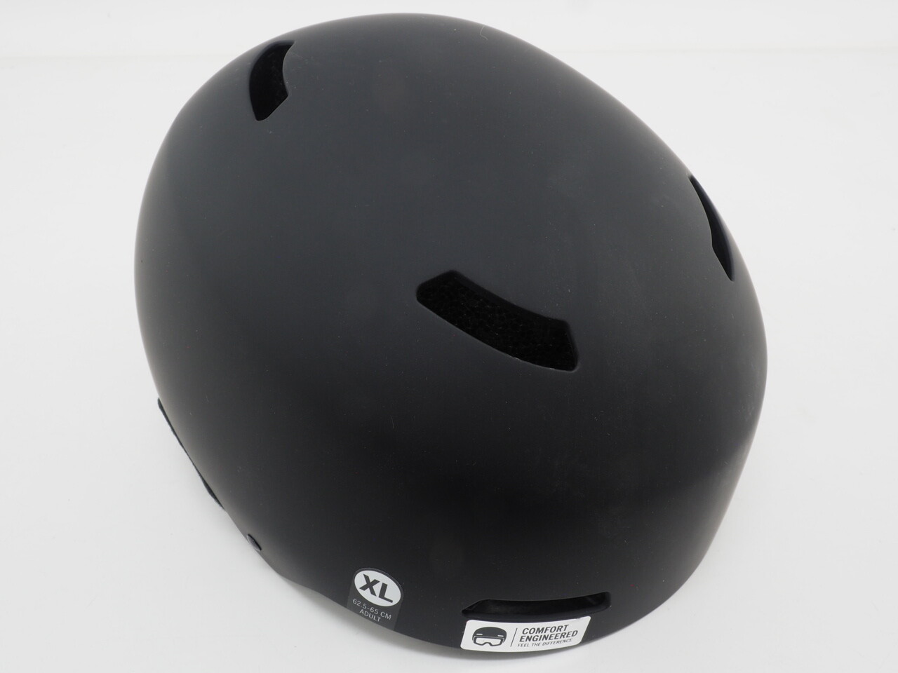New! Giro Ledge Snow Sports Helmet Size Extra Large 62.5-65cm Black
