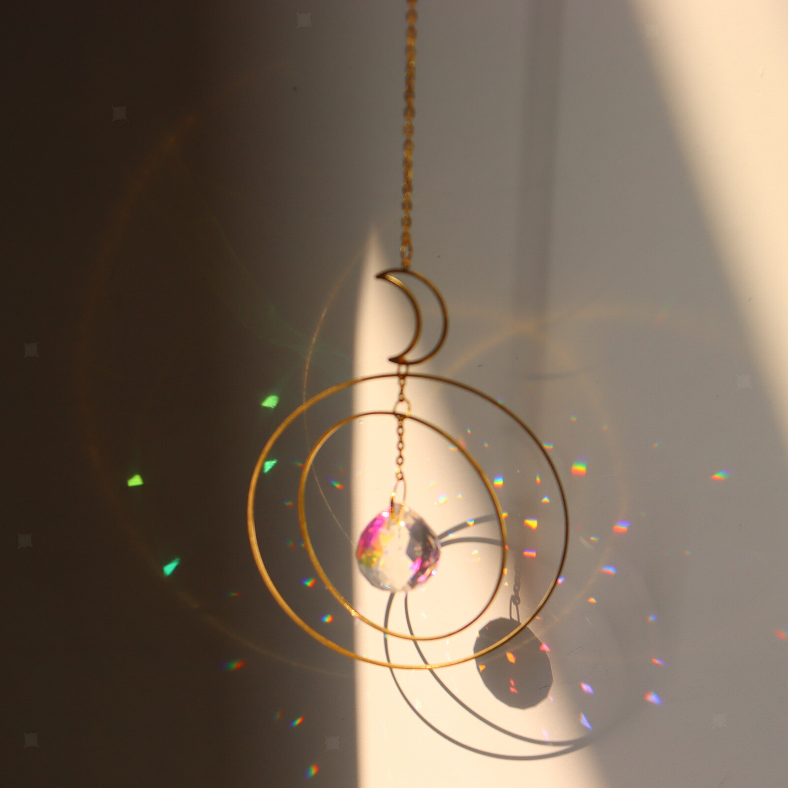 Crystal Suncatcher Prism Pendent Home, Room Decoration Garden Decoration Crystal Suncatcher Prism Pendent Home, Room Decoration Garden Decoration
