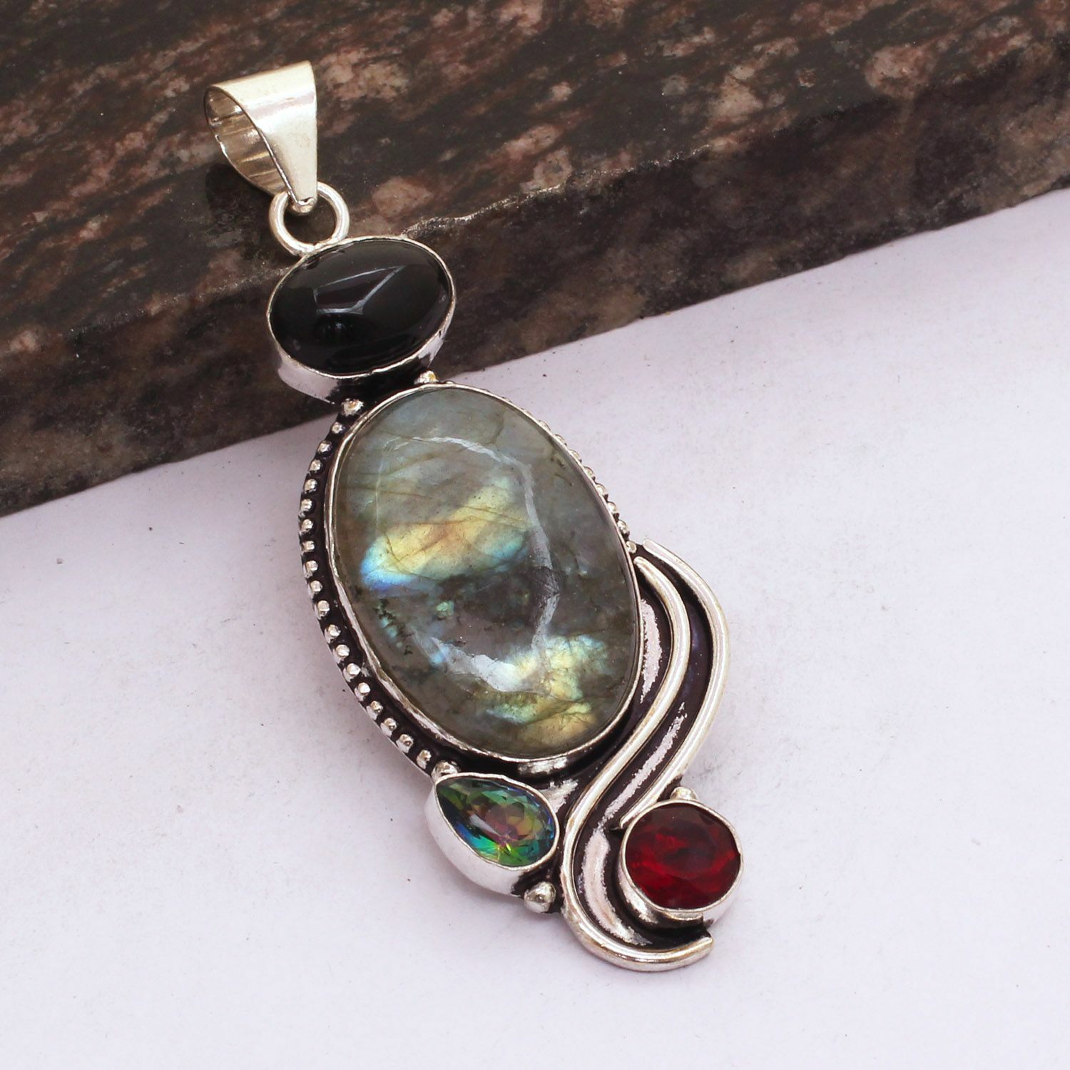 Labradorite Garnet Ethnic Handmade Pendant Jewelry 2.88″ AP 47433