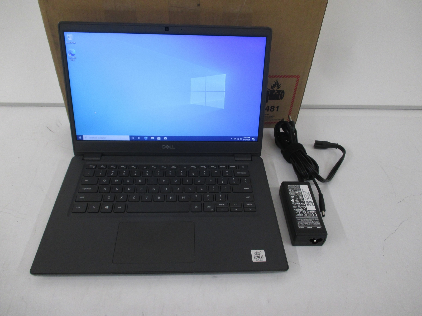 Dell Y4G77 Latitude 3410 -14″ Laptop- i5 10210U 8GB 256GB NVMe W10P 1/19/22 WARR Dell Y4G77 Latitude 3410 -14″ Laptop- i5 10210U 8GB 256GB NVMe W10P 1/19/22 WARR
