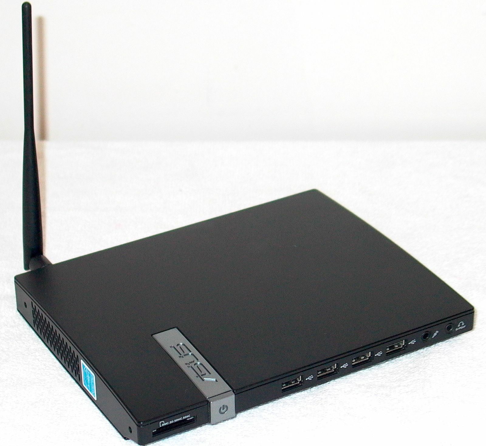 Mini Desktop SSD Windows 10 7 Pro 4GB HDMI WiFi NVIDIA Computer Streaming Box Mini Desktop SSD Windows 10 7 Pro 4GB HDMI WiFi NVIDIA Computer Streaming Box