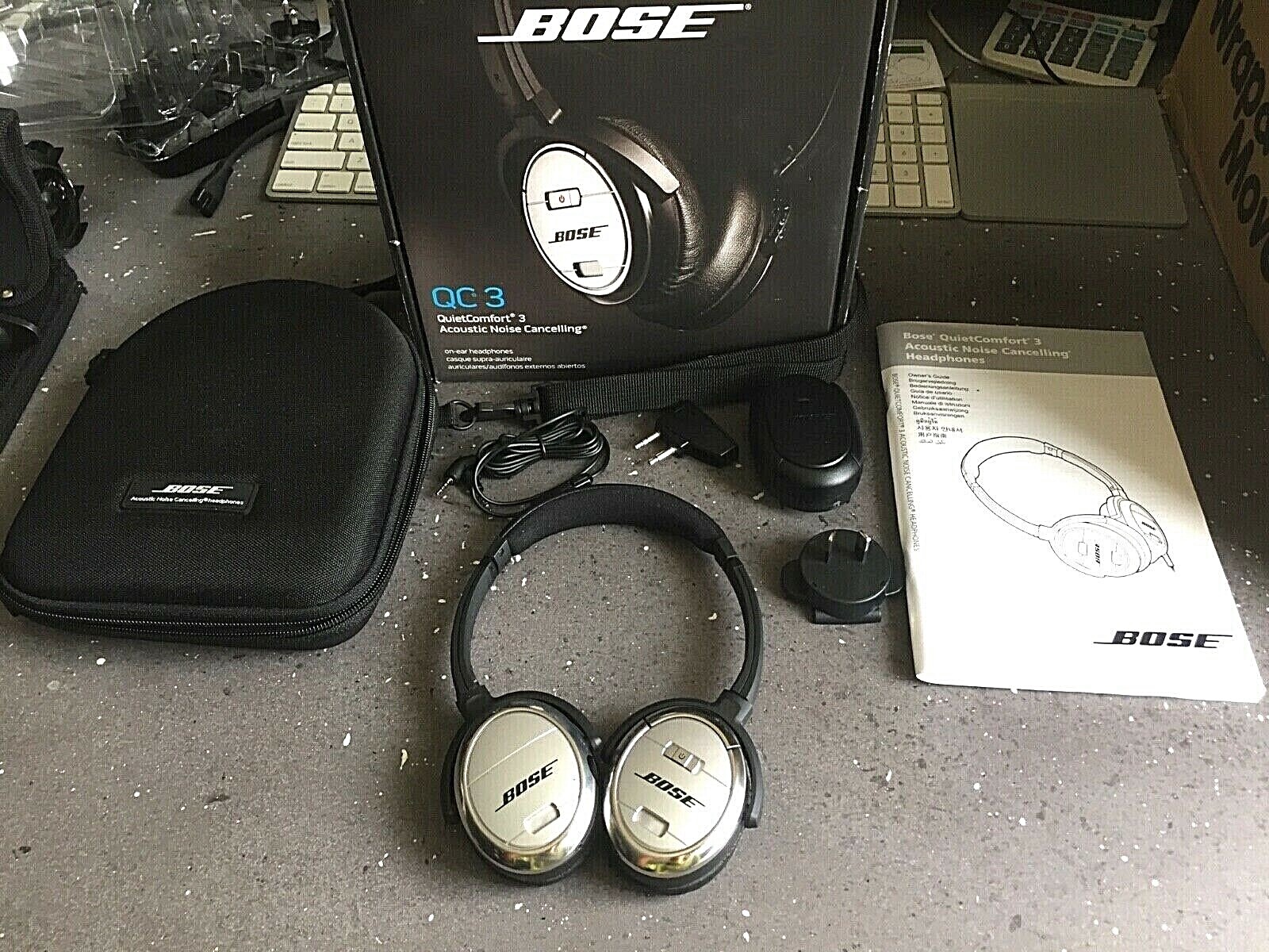 Bose QC3 Noise Cancelling Headphones With Accessories Free Post Good Gift Bose QC3 Noise Cancelling Headphones With Accessories Free Post Good Gift